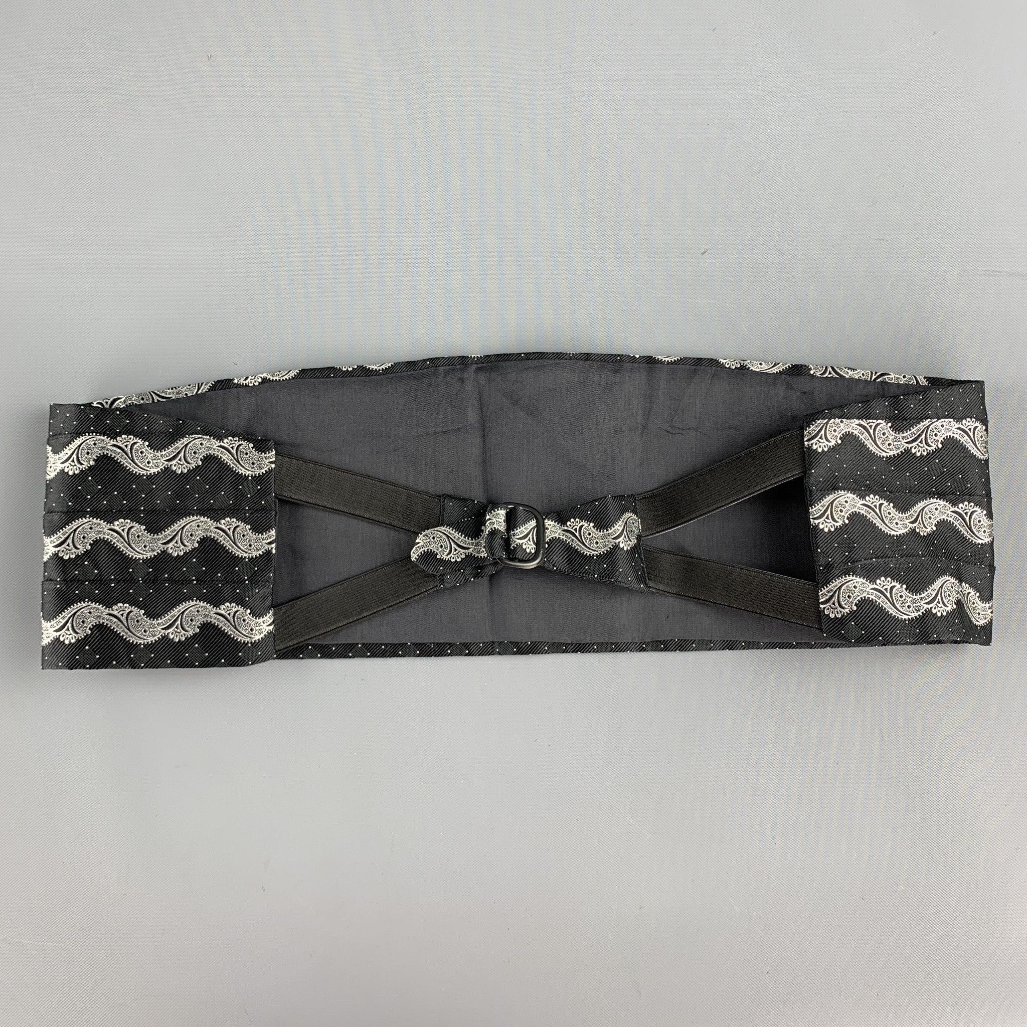 Vintage GIANNI VERSACE Kummerbund aus schwarzem und silbernem Jacquard, Größe S im Zustand „Hervorragend“ in San Francisco, CA
