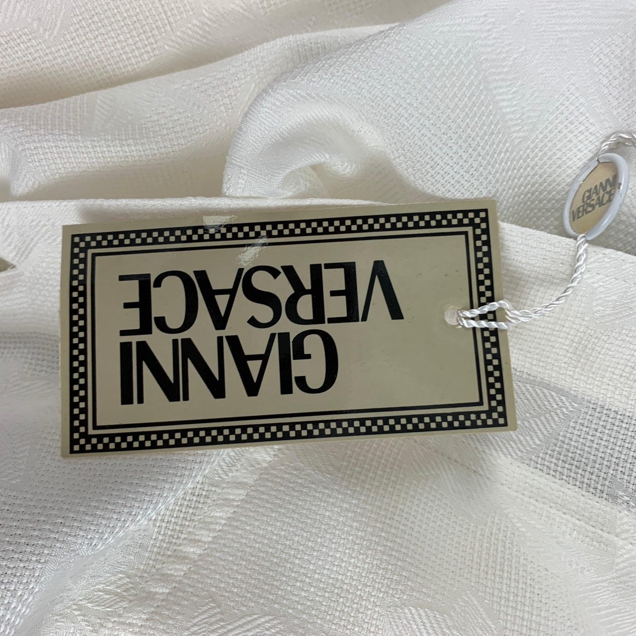 Vintage GIANNI VERSACE Size XS White Cotton Patch Pockets Long Sleeve Shirt For Sale 4