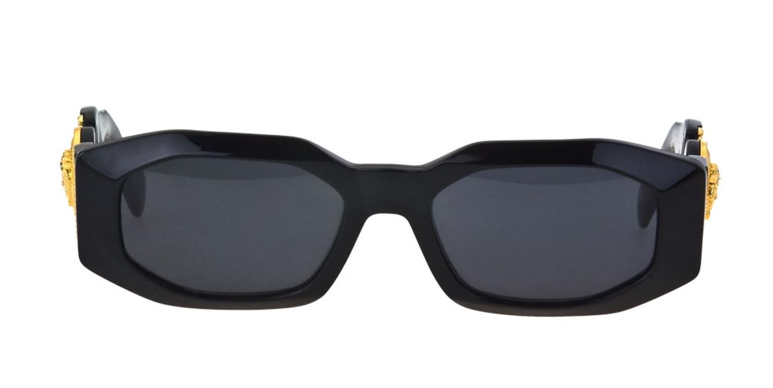 Description: Vintage Gianni Versace Sunglasses Mod 414/A Col 852

Condition: Excellent
Period: 1990's