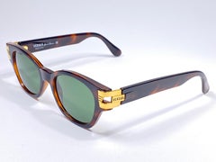 Vintage Gianni Versace Versus Wayfarer Style Sunglasses 1990's Made in Italy