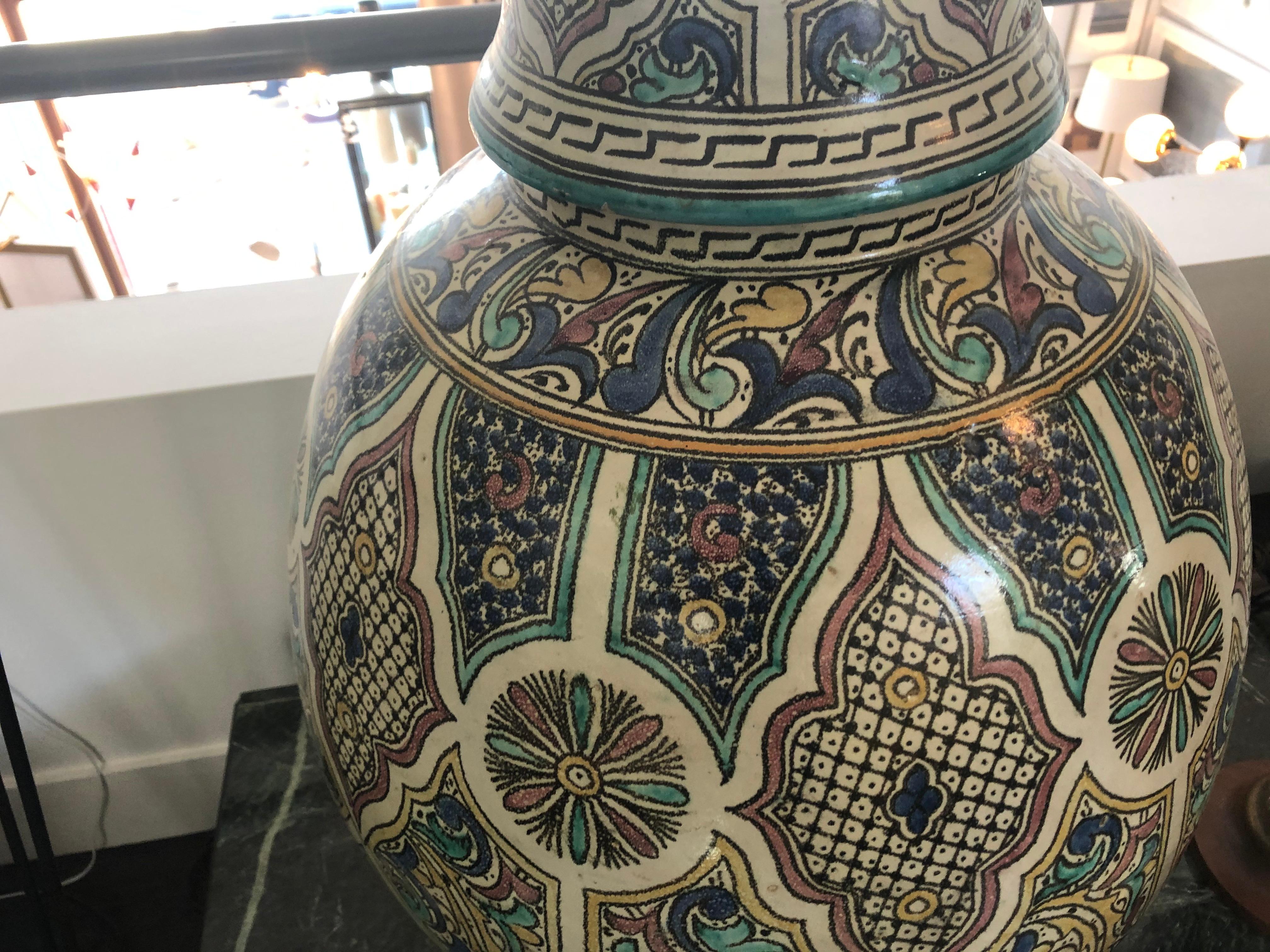 Vintage Giant Moroccan jar with colorful classic Moroccan design motifs.