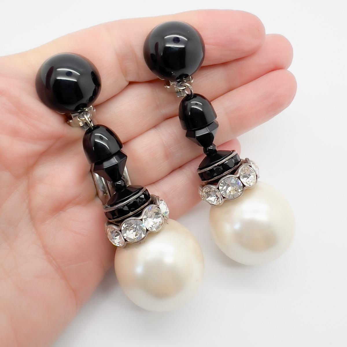 Vintage Giant Pearl Monochrome Drop Earrings 1970s In Good Condition For Sale In Wilmslow, GB