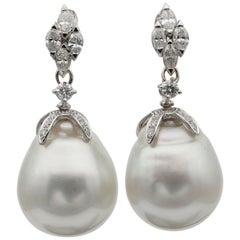 Vintage Gigantic South Sea Pearl 1.64 Carat G VVS Diamond Rare Drop Earrings