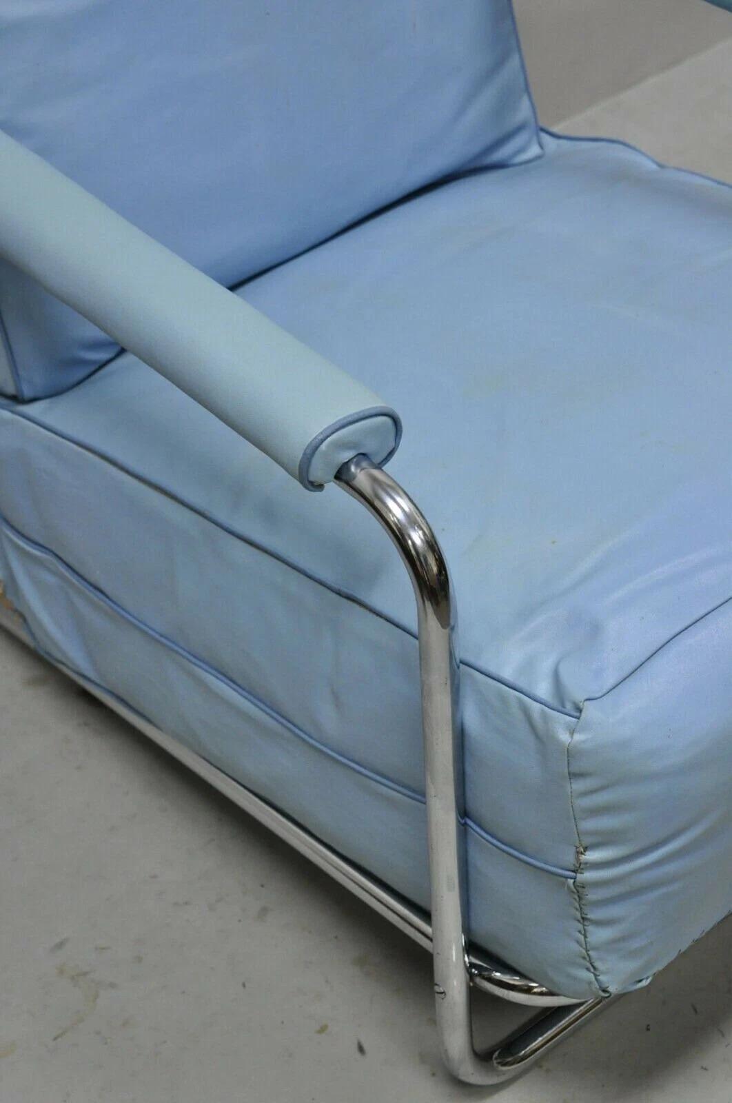 Vintage Gilbert Rohde for Troy Sunshade Art Deco Easy Chair Blue Lounge Chair In condizioni buone in vendita a Philadelphia, PA