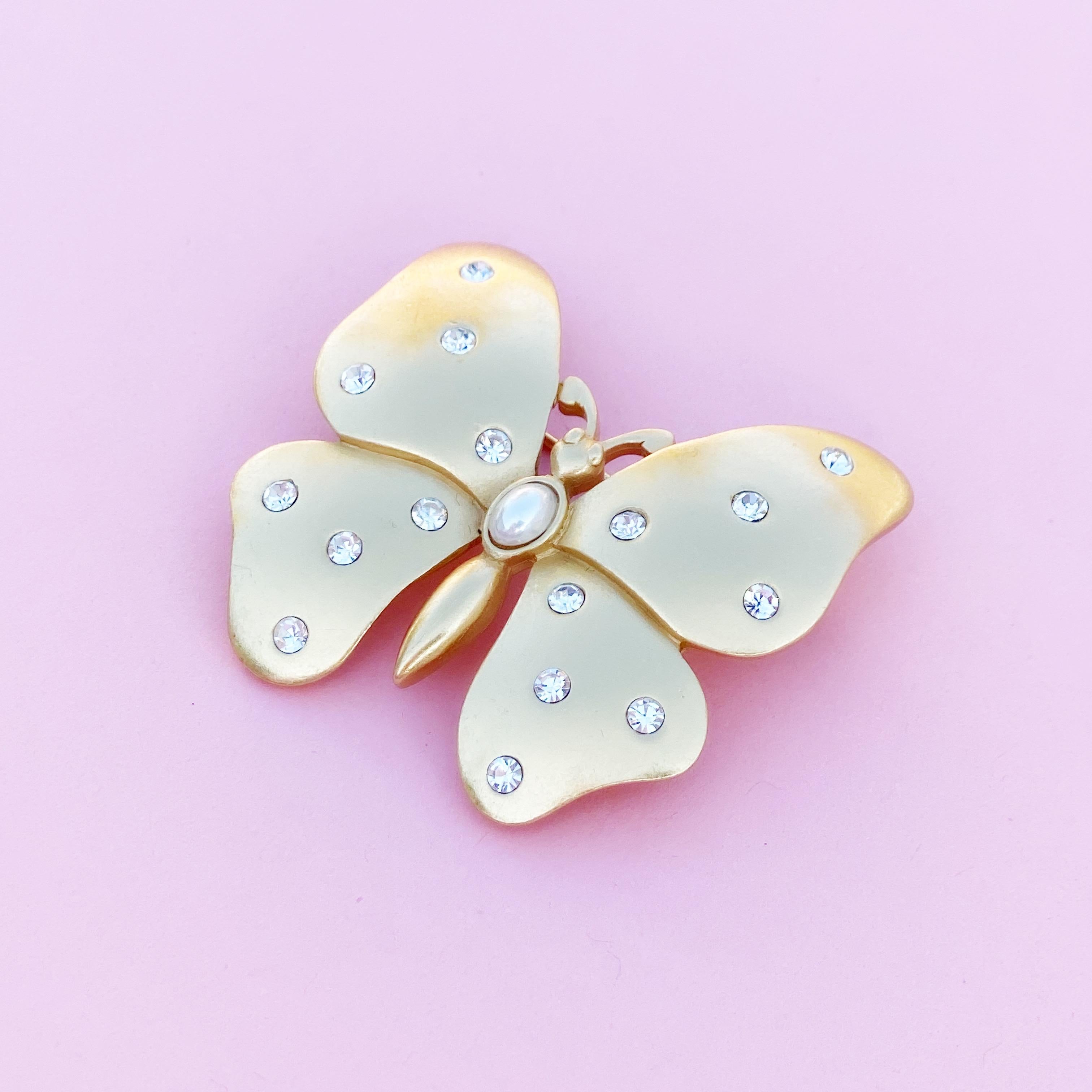 Moderne Broche figurative papillon dorée avec cristaux Carolee, années 1980 en vente