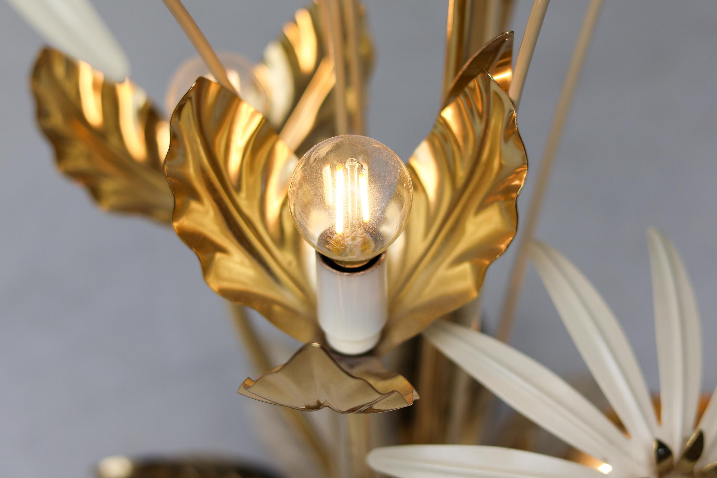 Vintage Vergoldete Blumen Stehlampe von Hans Kögl, Deutschland, 1970er Jahre (Hollywood Regency) im Angebot