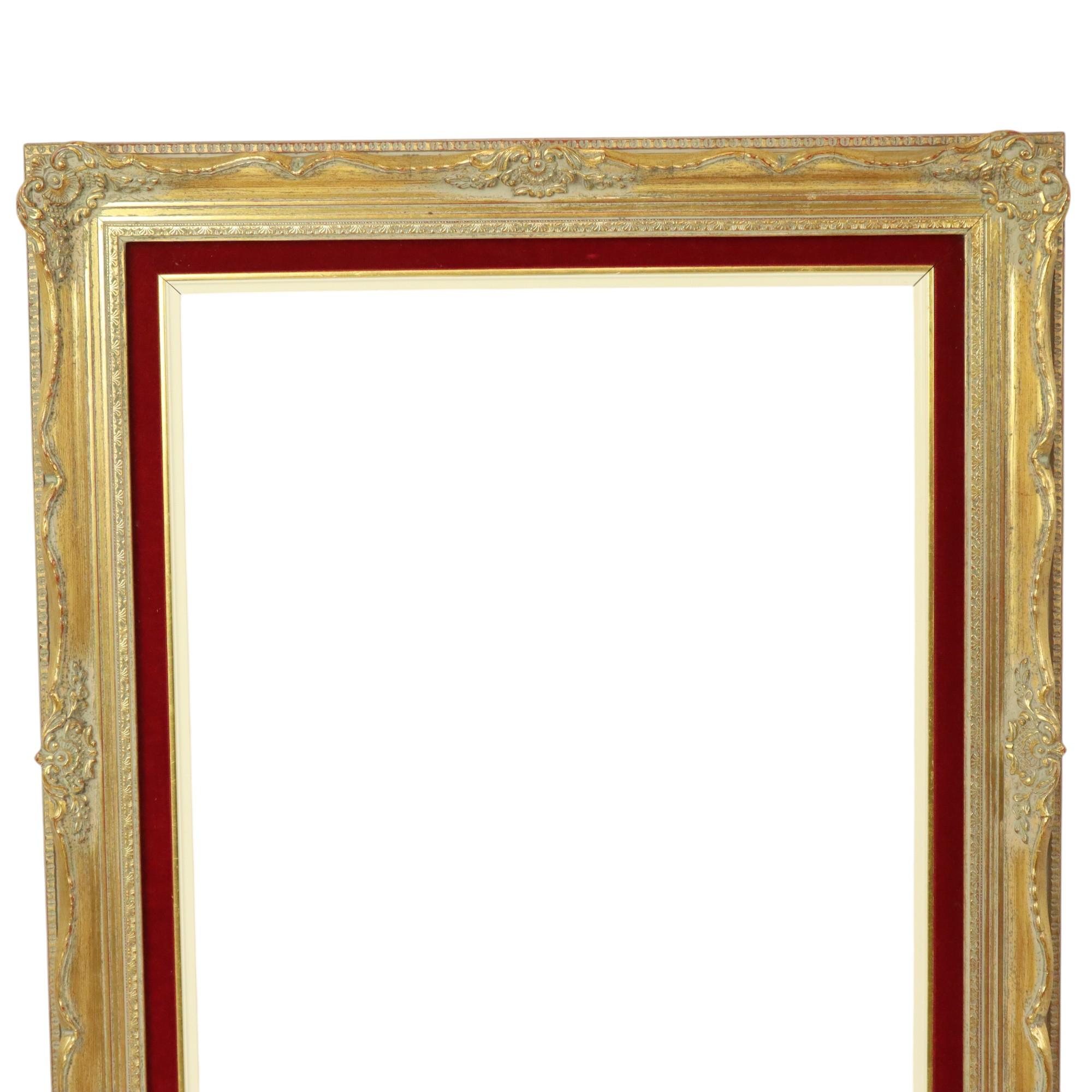 Vintage Vergoldeter Rahmen im Barockstil Roter Samt Classic 65x55cm (Belgisch) im Angebot