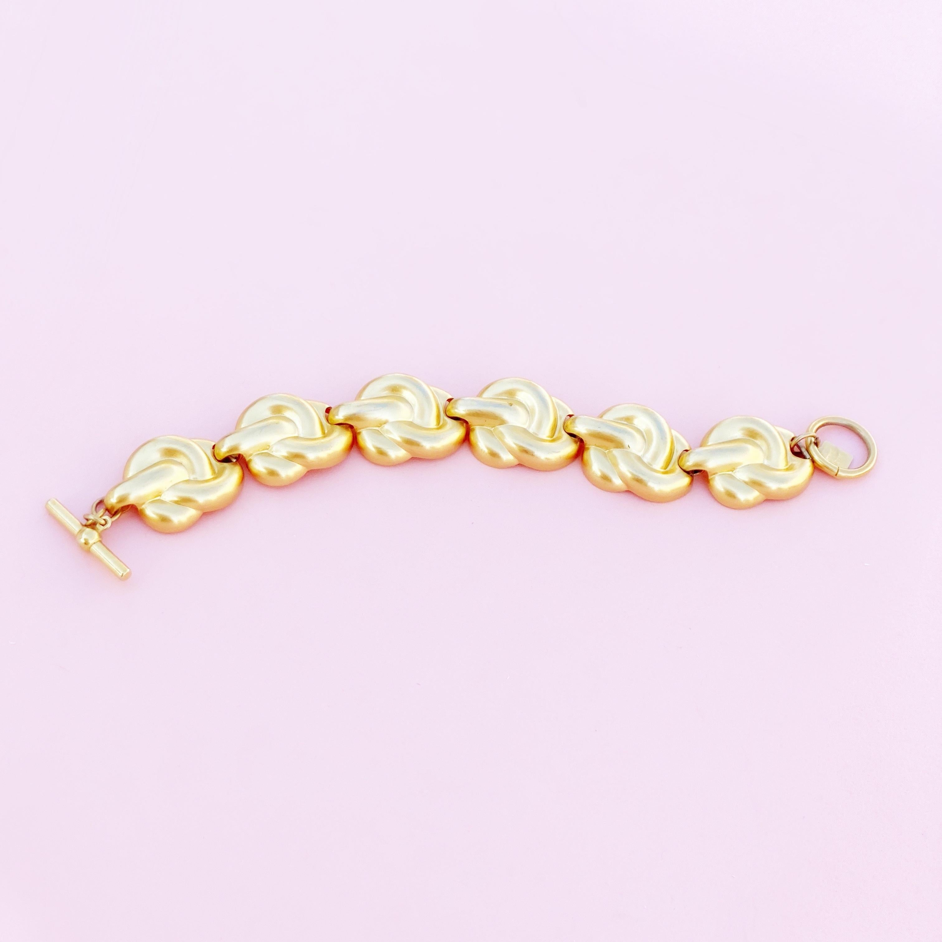 Modern Vintage Gilded Knot Link Bracelet By Anne Klein, 1980s For Sale