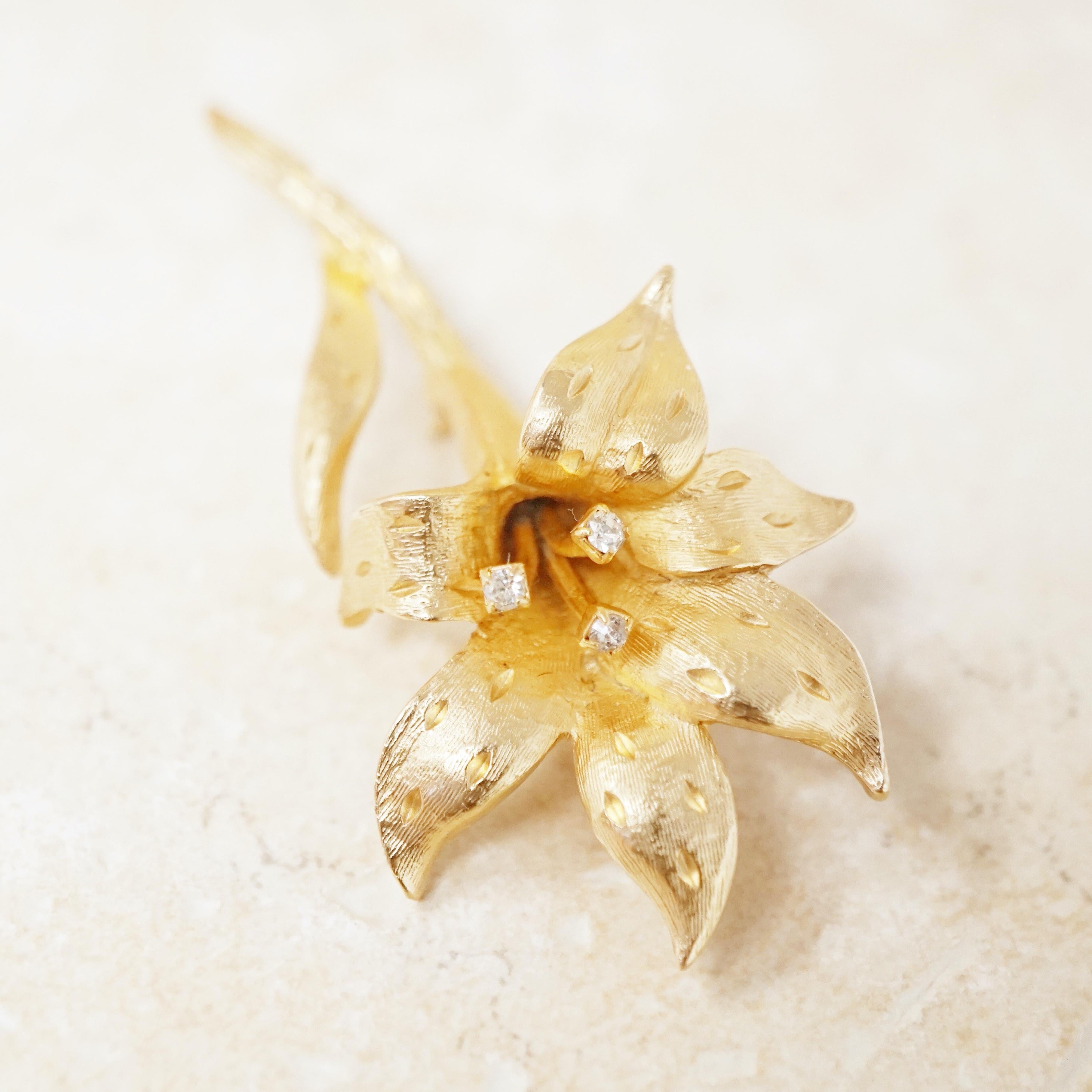 Vintage Gilded Lily Flower Figural Brooch with Crystals by Erwin Pearl, 1990s 3