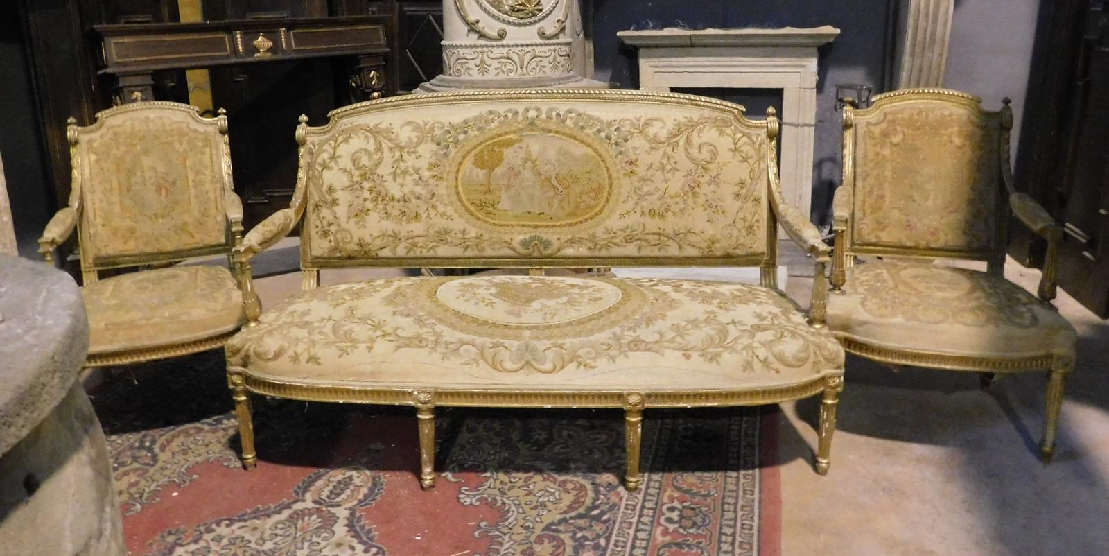 italien Vieux salon doré, un canapé et quatre fauteuils, Italie, XXe siècle en vente