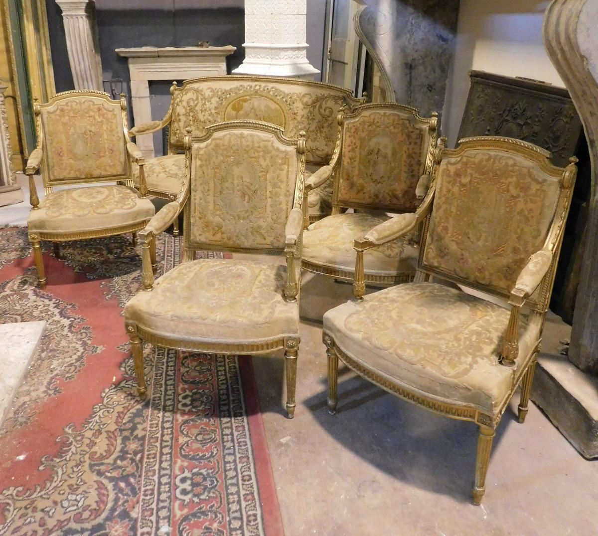Wood Vintage Gilded Living Room, One Sofa and Four Armchairs, 20th Century Italy For Sale
