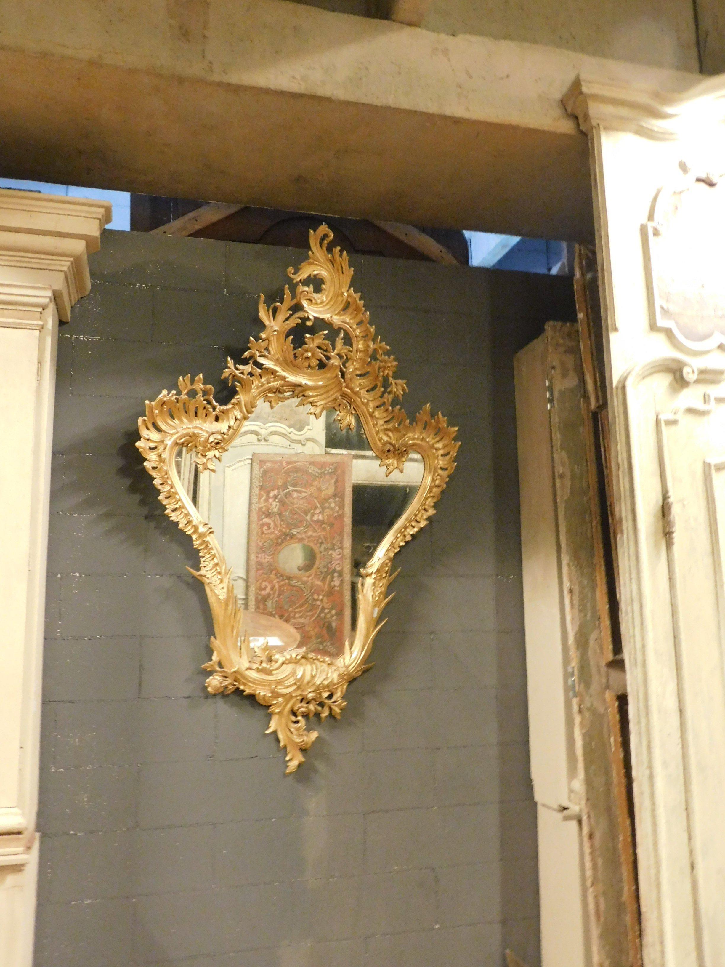 Vintage Gilded Mirror, Rich Carved Frame, Art Nouveau, 20th Century, Italy 3
