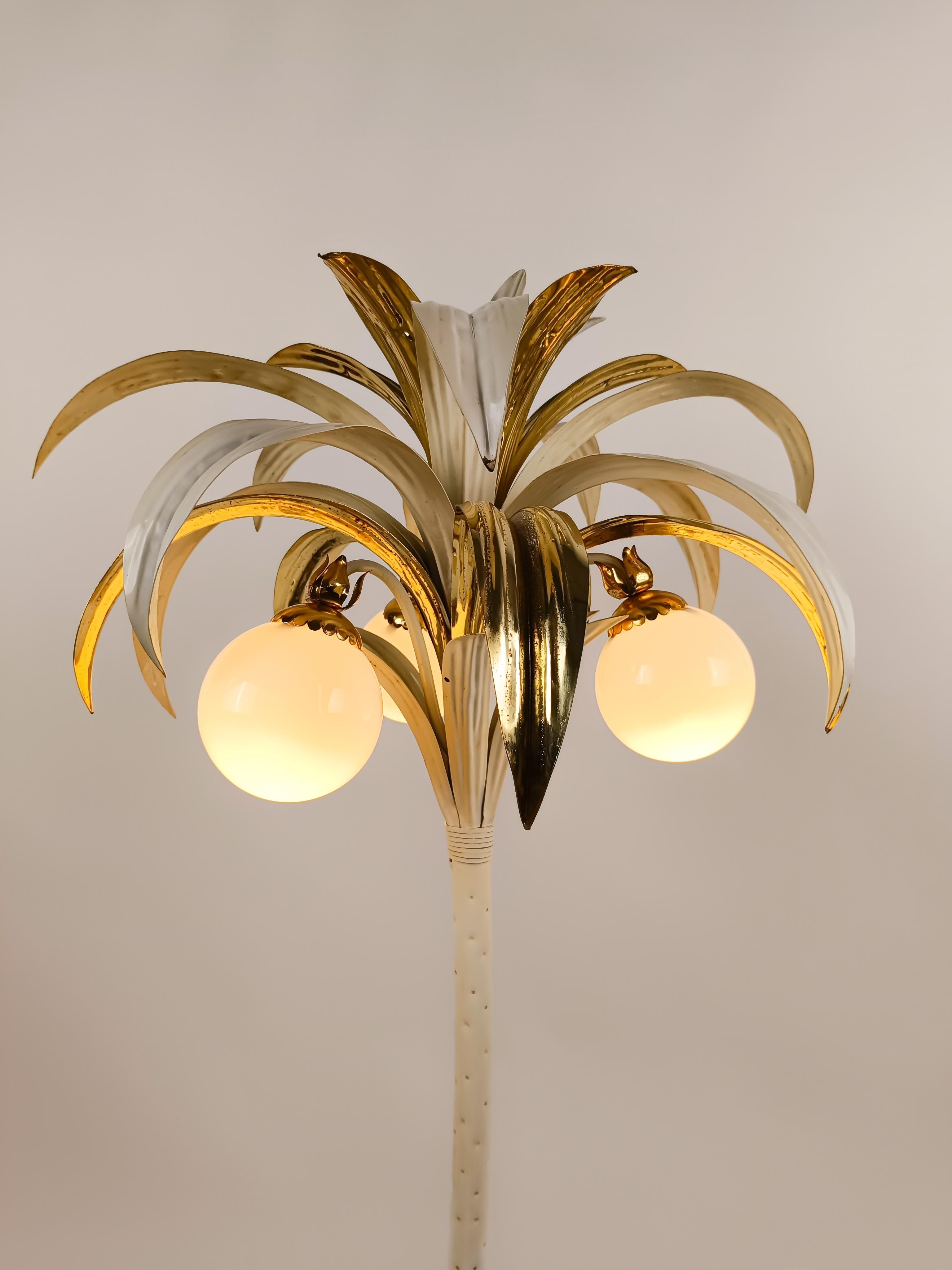Vintage Gilded Palm Tree Floor Lamp in the Style of Hans Kögl, Italy, 1970s For Sale 5