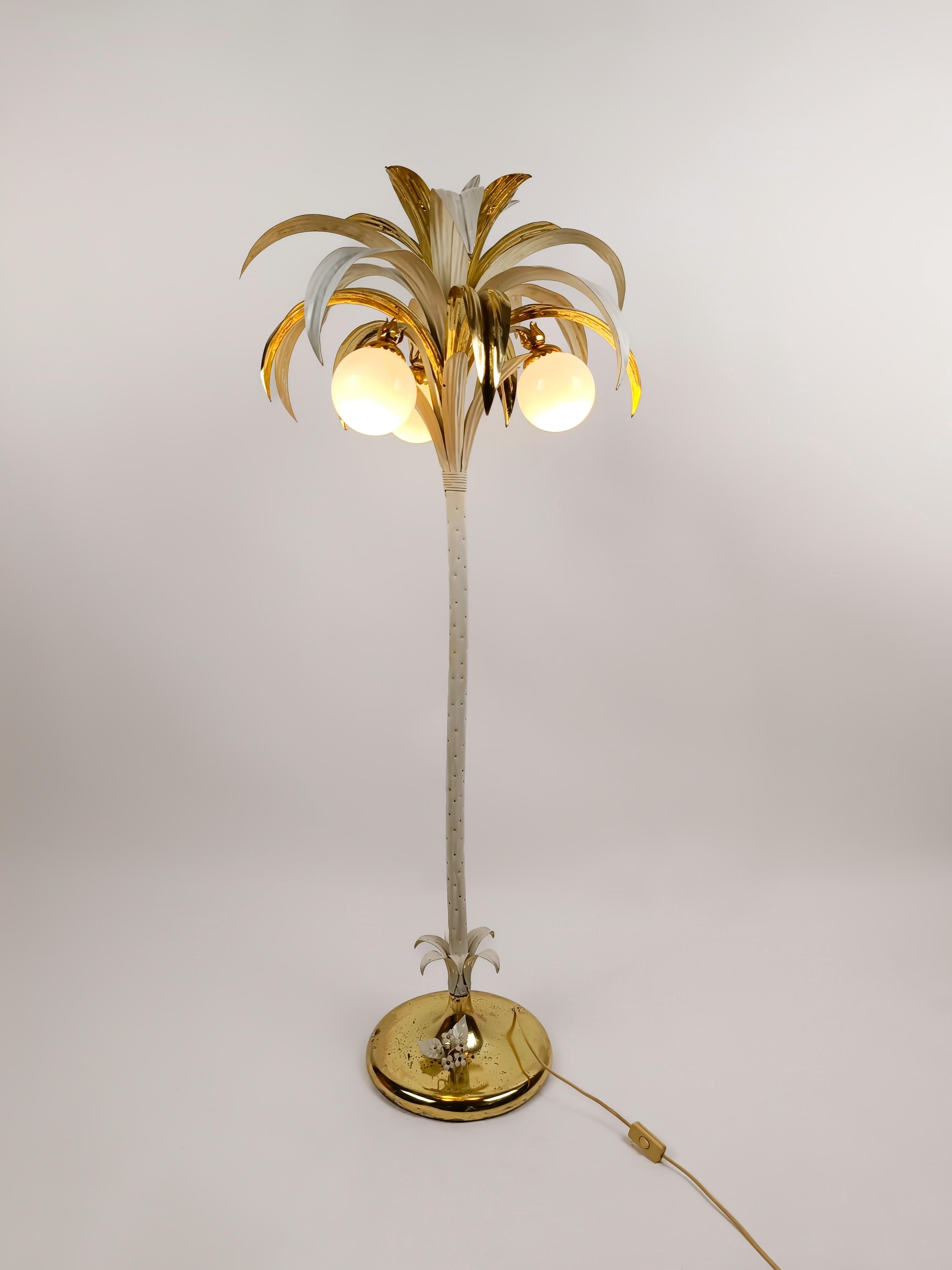 Vintage Gilded Palm Tree Floor Lamp in the Style of Hans Kögl, Italy, 1970s For Sale 2