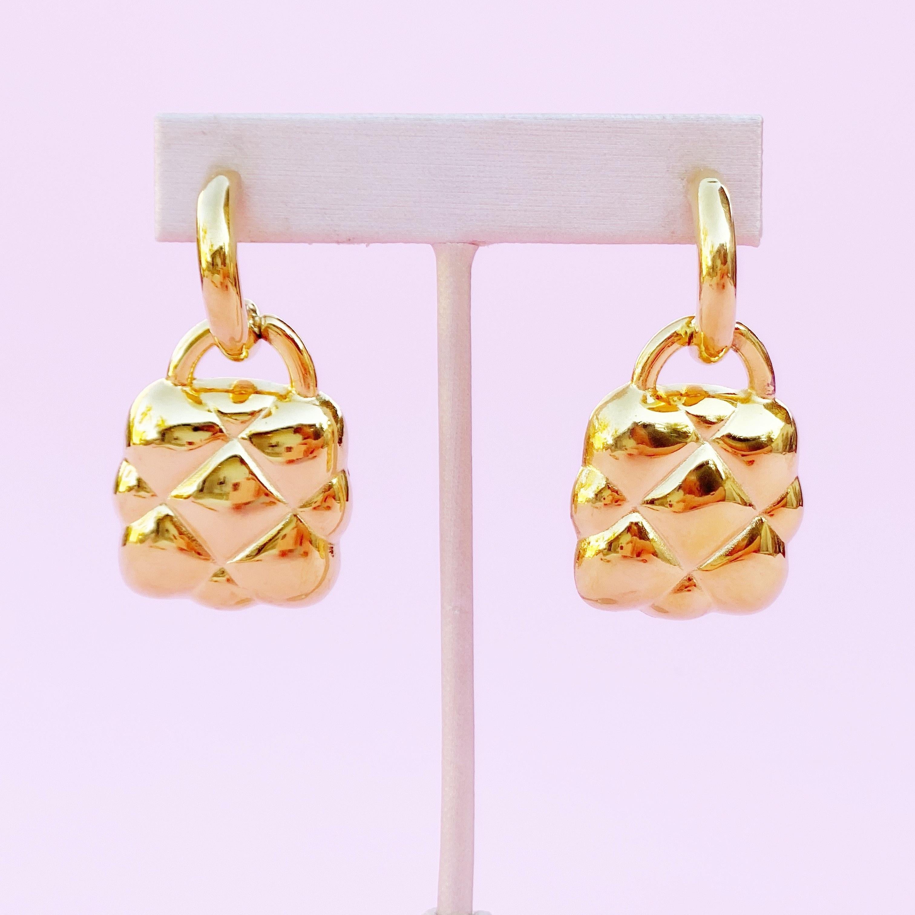 Modern Vintage Gilded Quilted Handbag Figural Drop Earrings by Anne Klein, 1980s For Sale