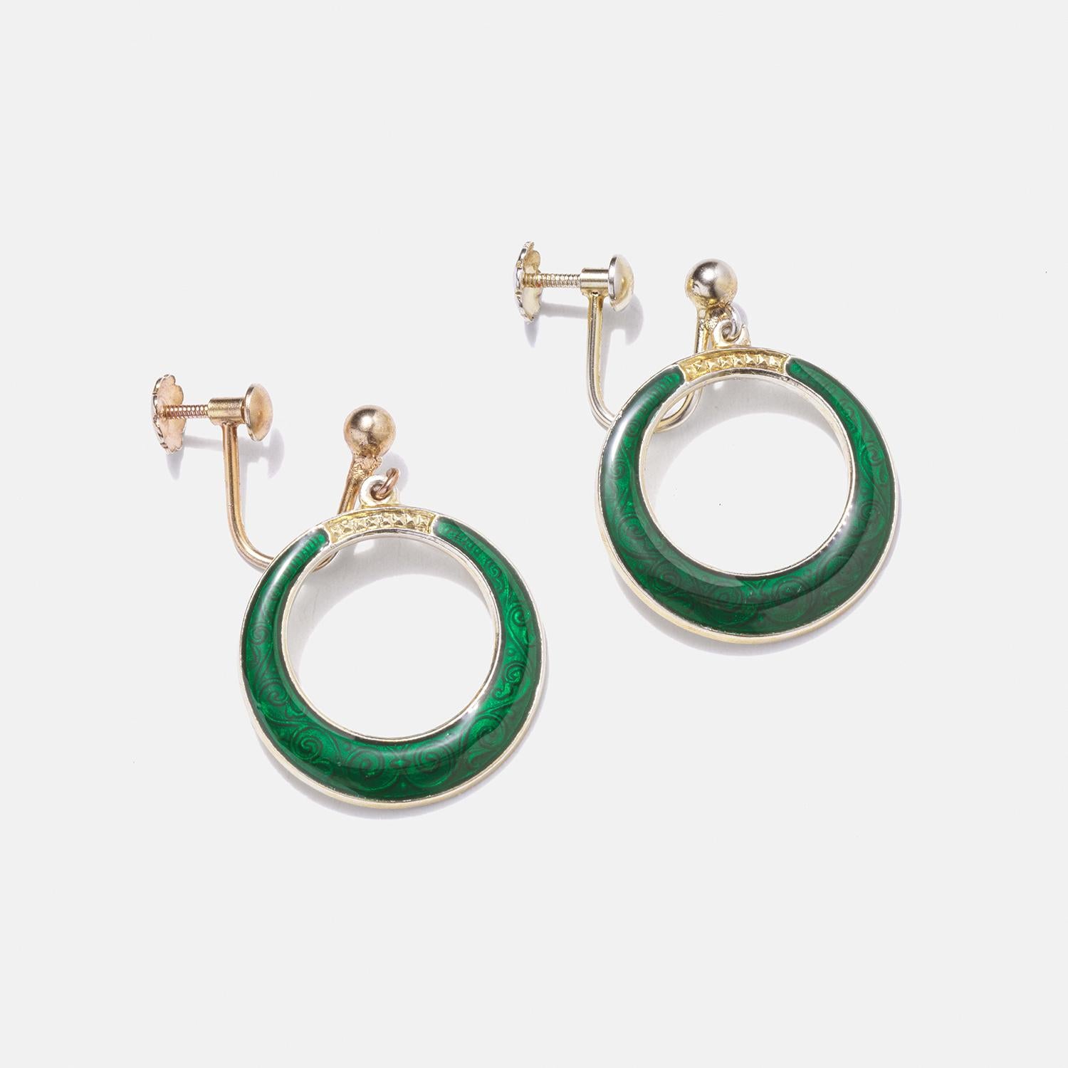 Vintage Gilded Silver and Enamel Circle Earrings. 1950s In Good Condition For Sale In Stockholm, SE