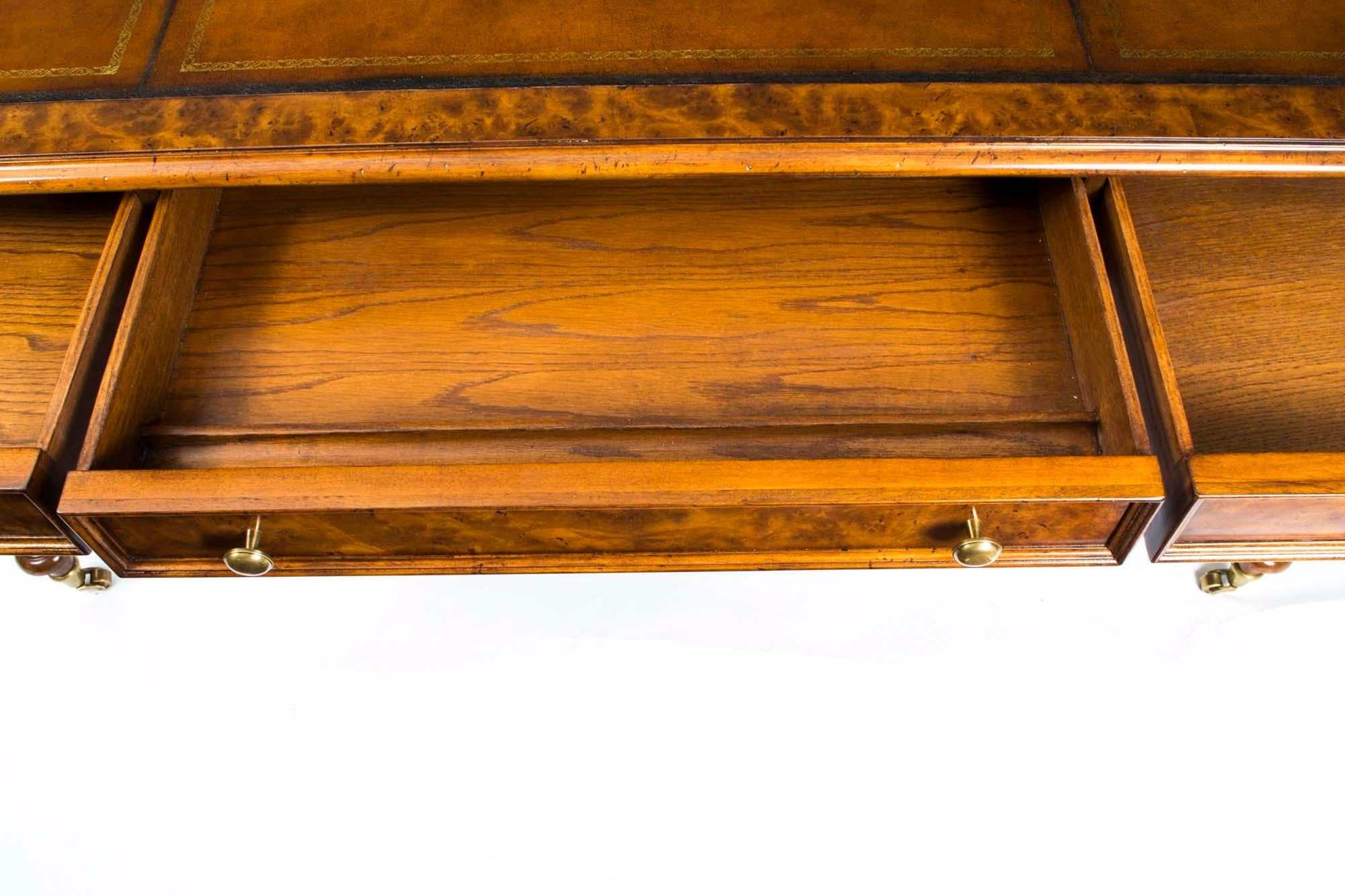 Vintage Gillows Style Burr Walnut Writing Table Desk 20th Century For Sale 8