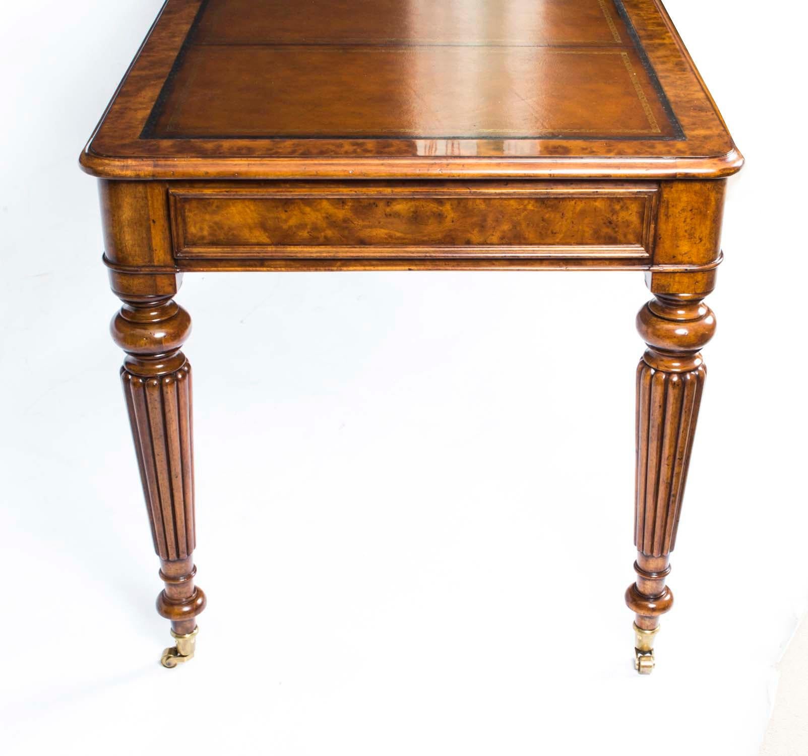 Vintage Gillows Style Burr Walnut Writing Table Desk 20th Century For Sale 9