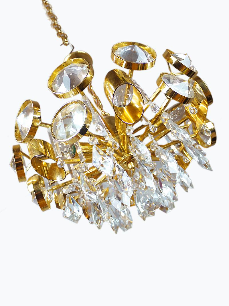Austrian Vintage Gilt Brass and Crystal Glass Chandelier by Lobmeyr For Sale
