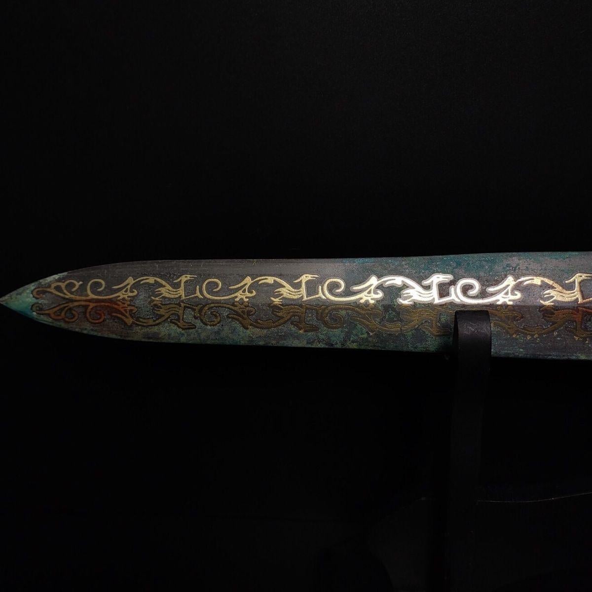Bronze Grande épée vintage en bronze doré et argenté de Chine Epée originale en vente