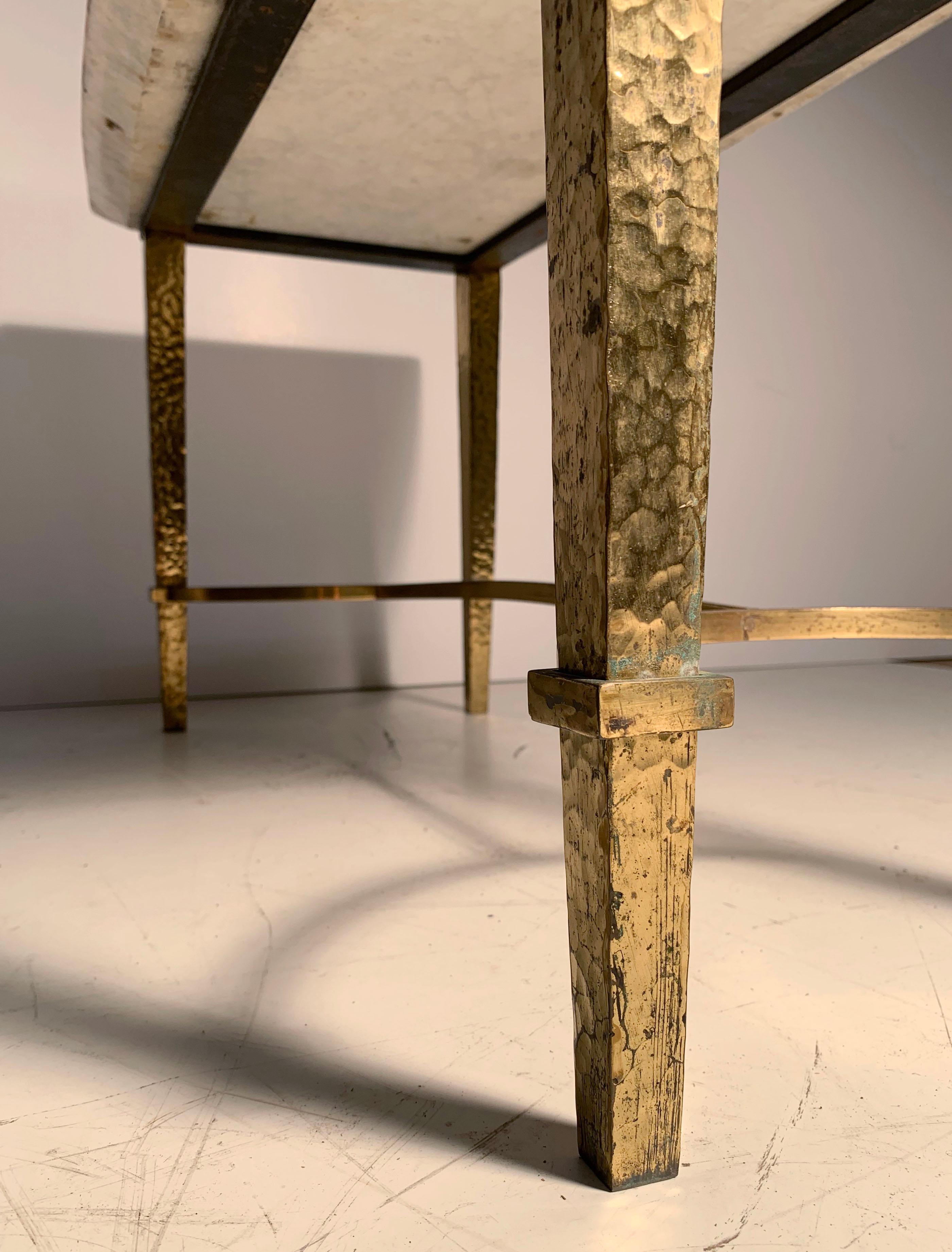 Vintage Gilt / Gilded Hammered Metal Petite Coffee Table with Stone Top en vente 10