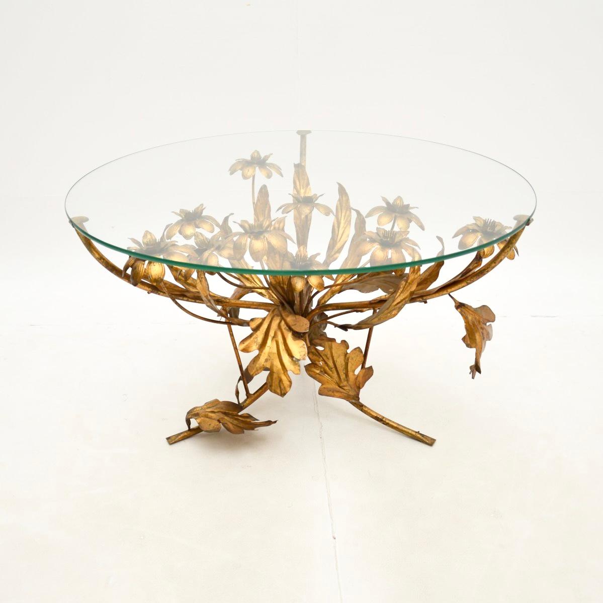 Mid-Century Modern Table basse vintage en métal doré par Hans Kogl en vente
