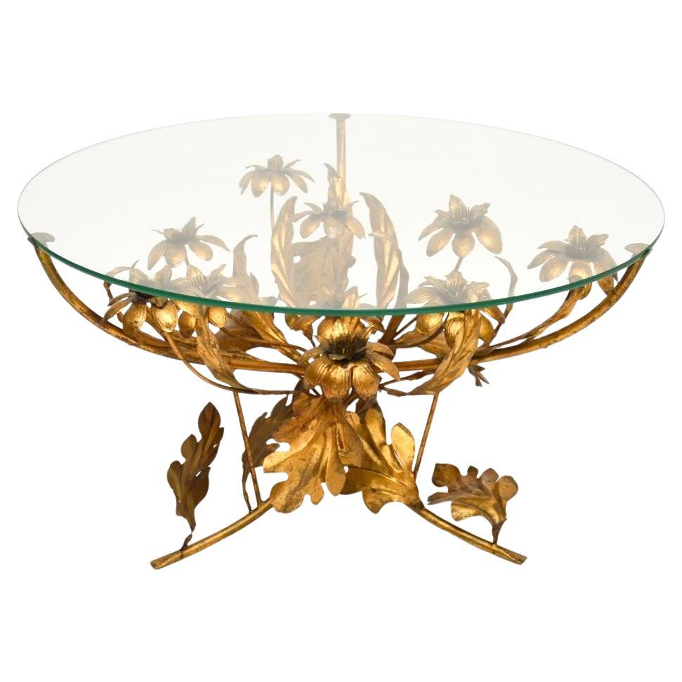 Table basse vintage en métal doré par Hans Kogl en vente