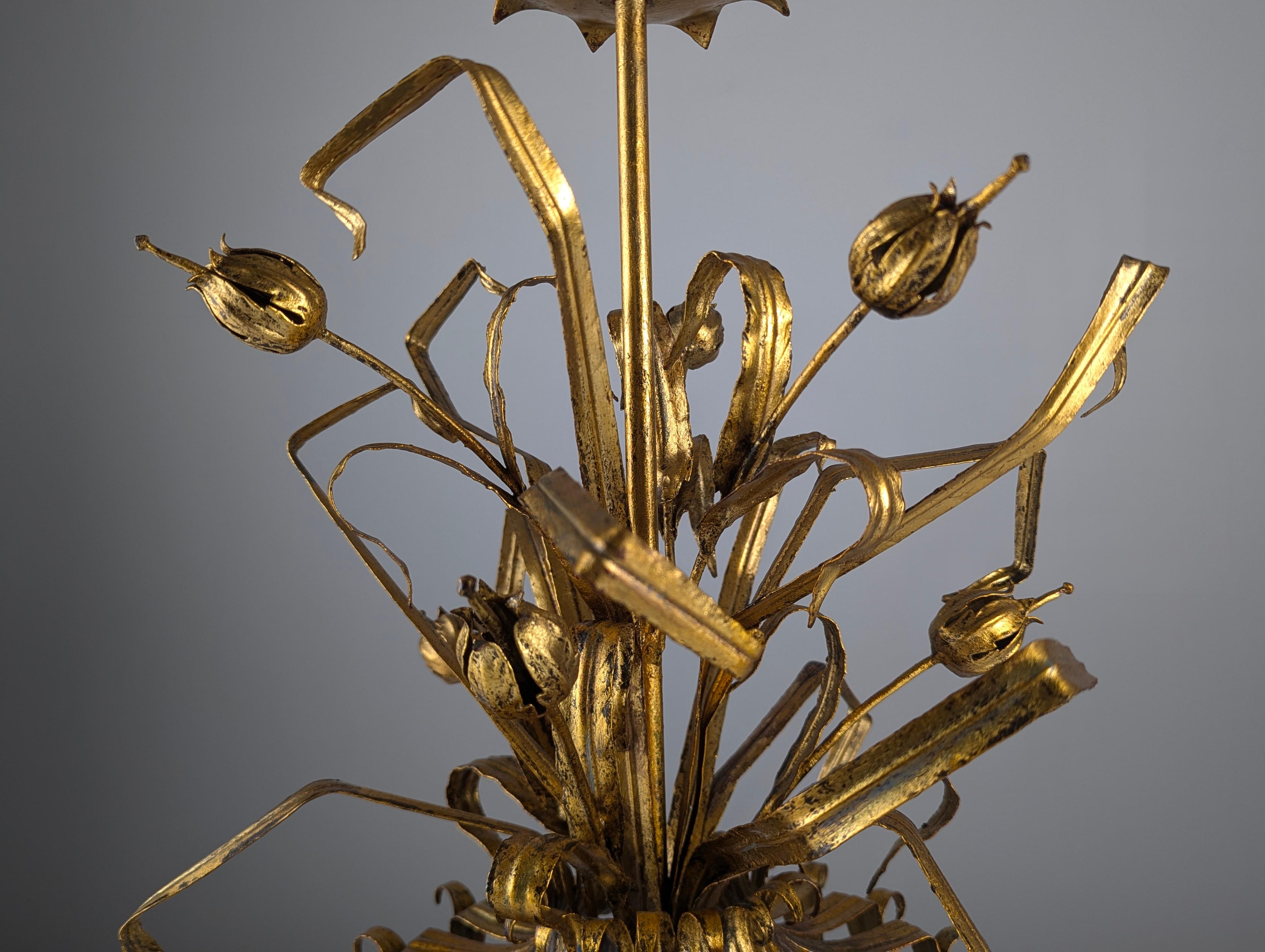 Metal Vintage gilt metal floral lamp, 1960s For Sale