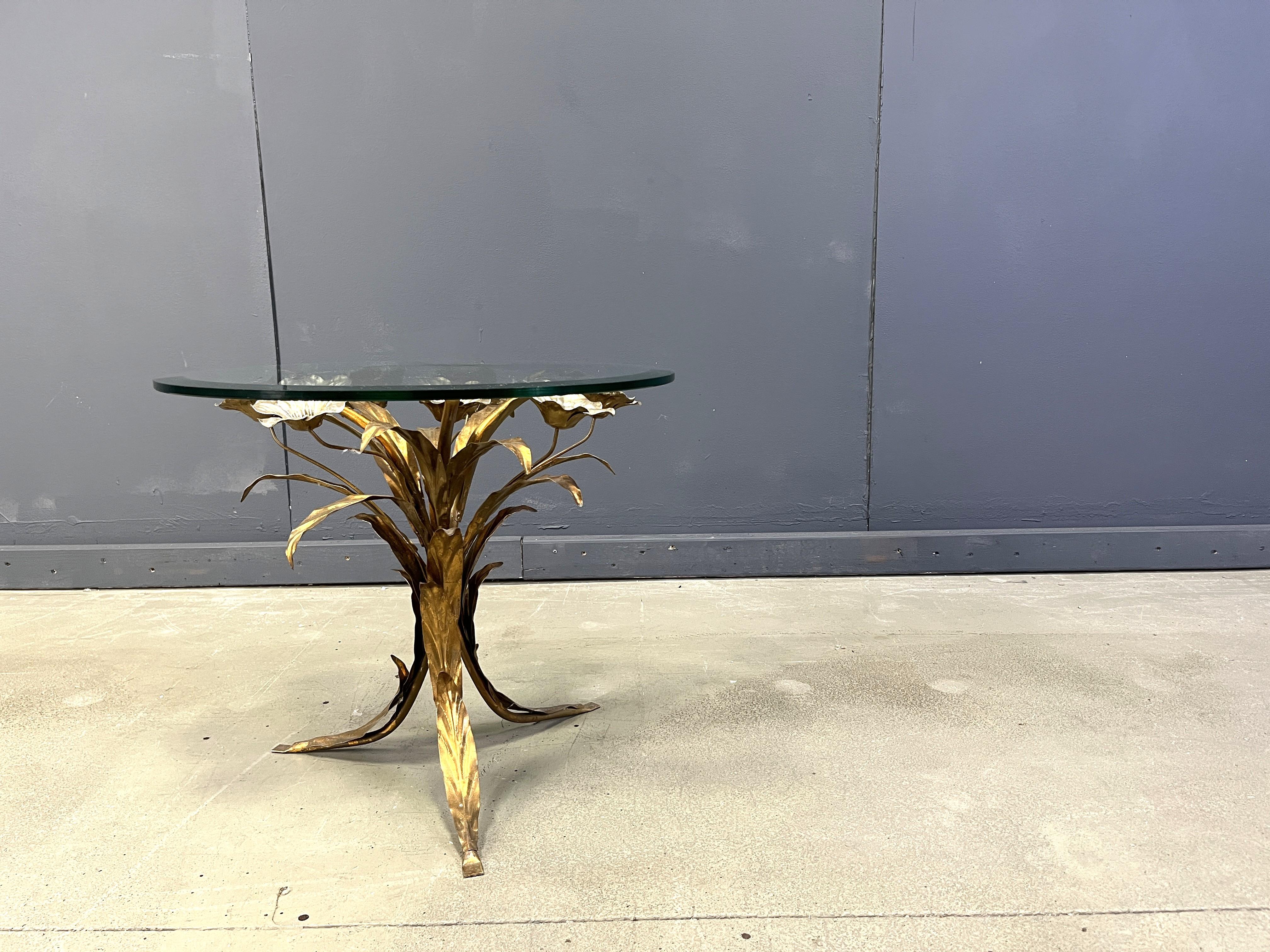 Mid-20th Century Vintage gilt metal flower side table, 1960s For Sale