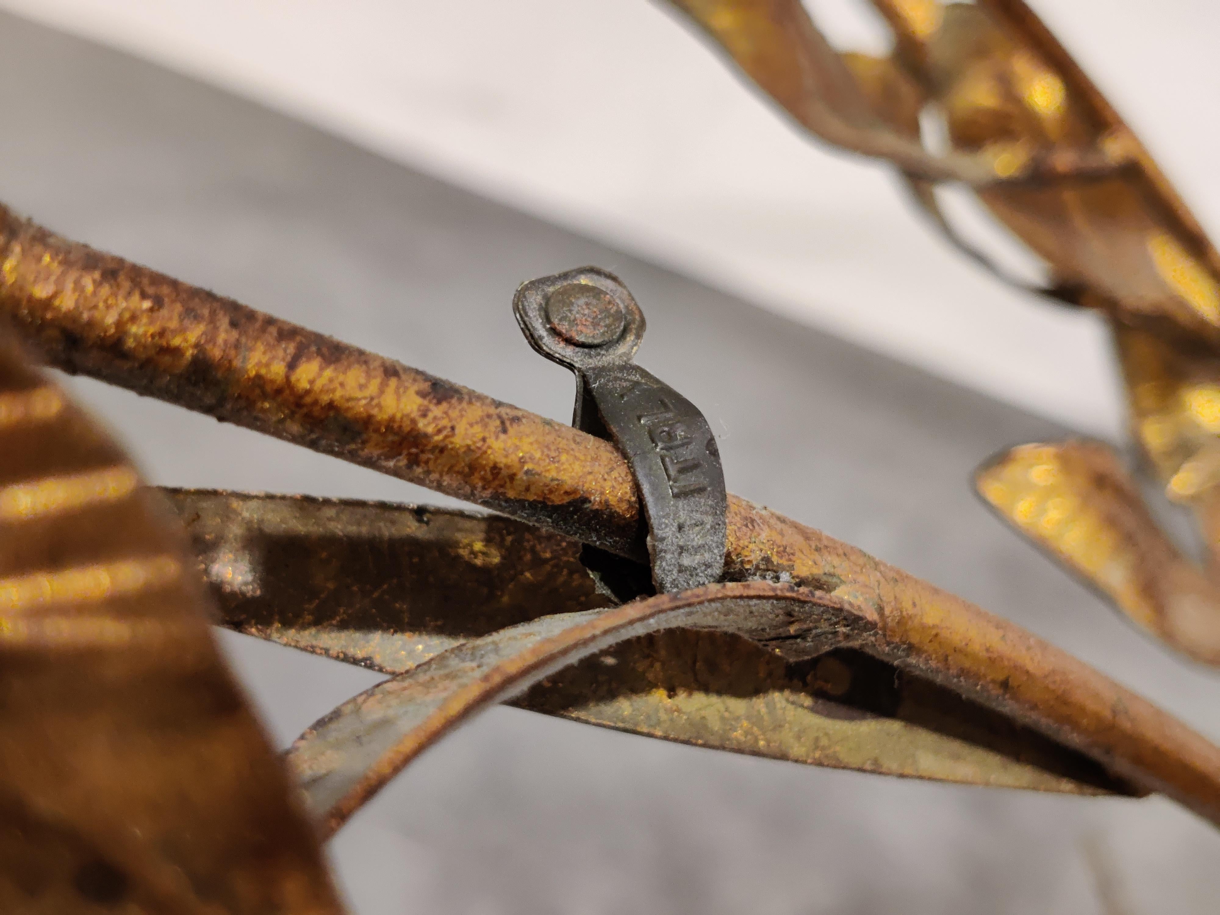 Vintage Gilt Metal Flower Side Table, Italy, 1960s 1
