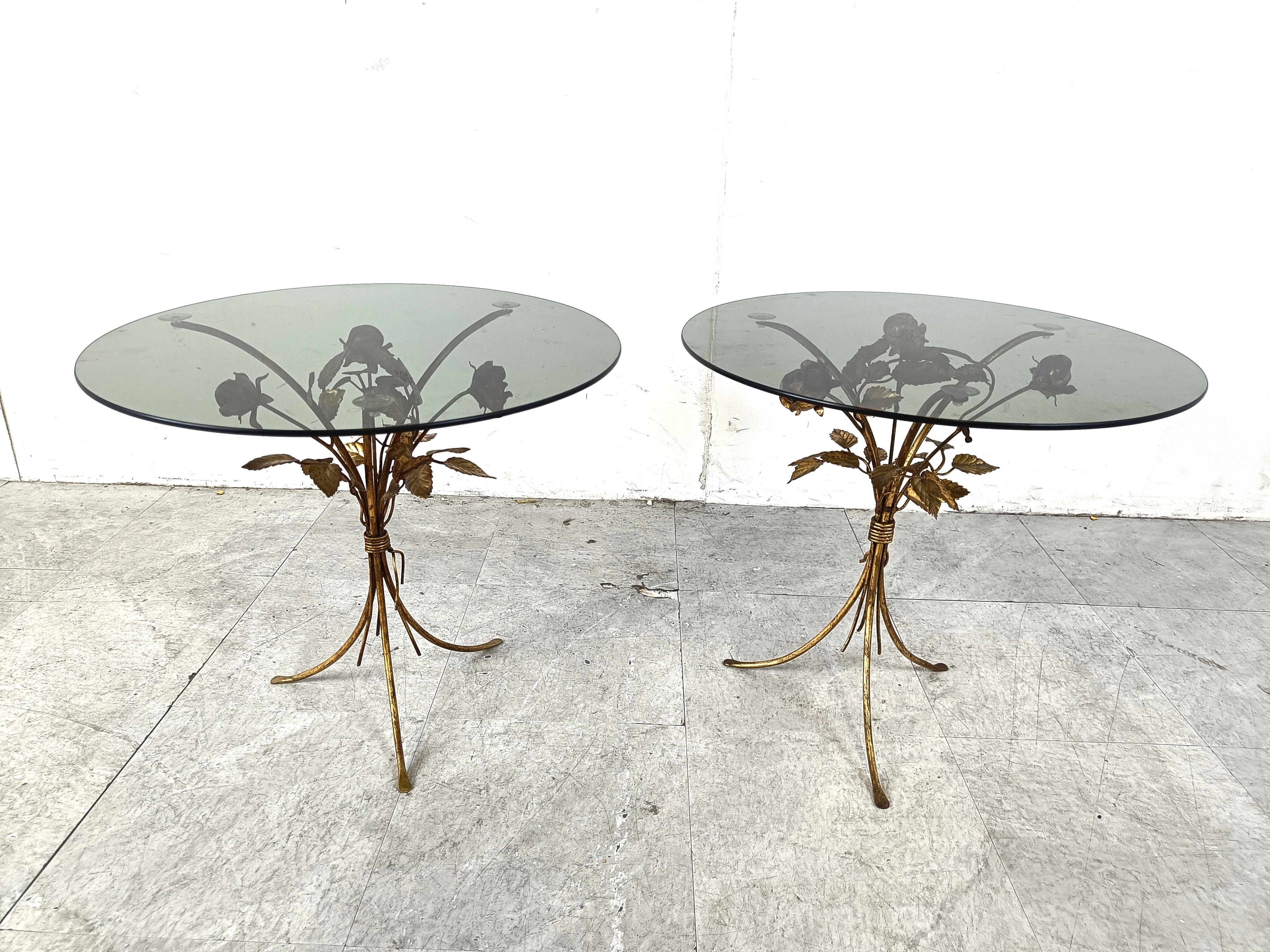Hollywood Regency Vintage gilt metal flower side tables, 1960s - set of 2