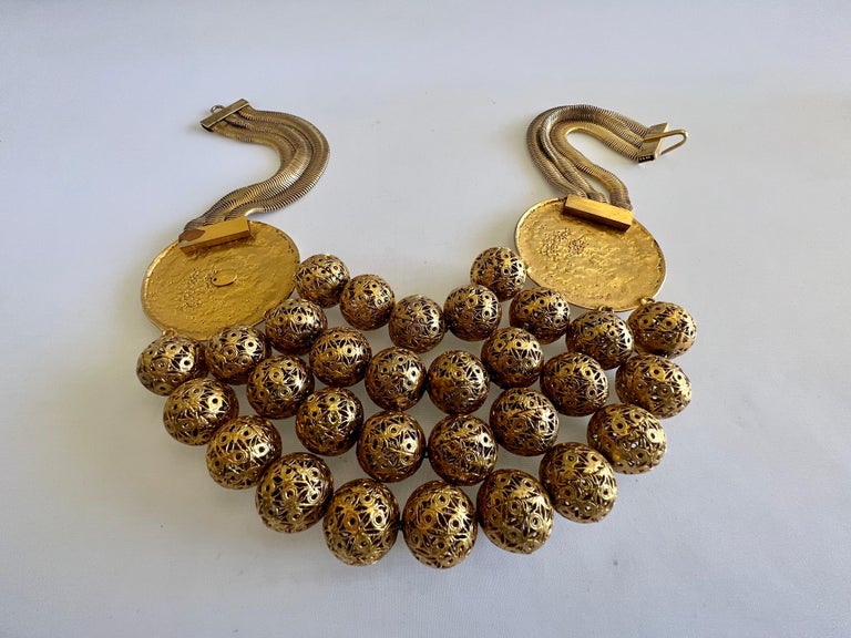 Collier Vintage Rochas Paris - Pendentif Cœur En Métal Doré, Haute Couture, Occasion