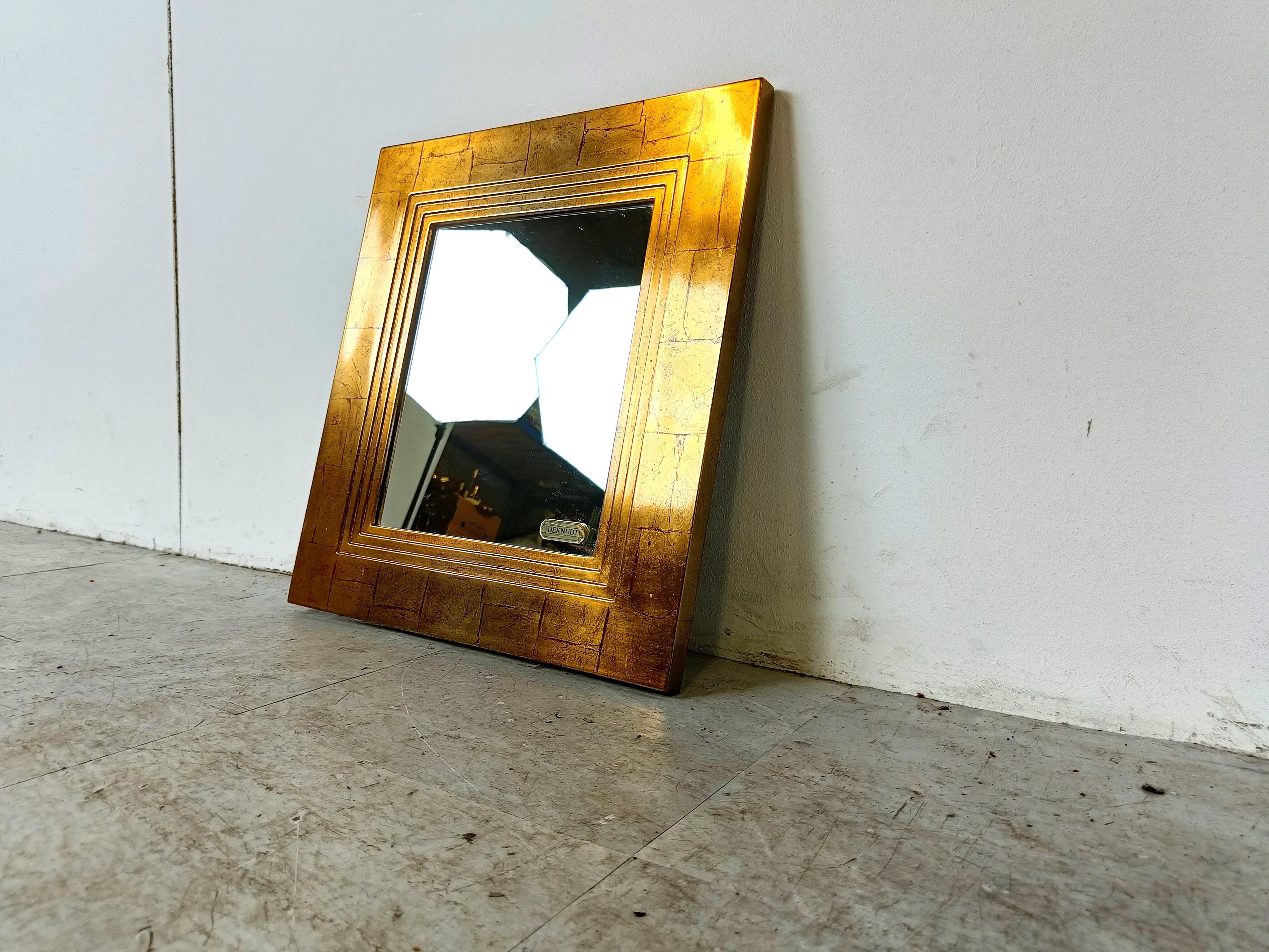 Fin du 20e siècle Miroir vintage en bois doré par Deknudt, 1970 en vente