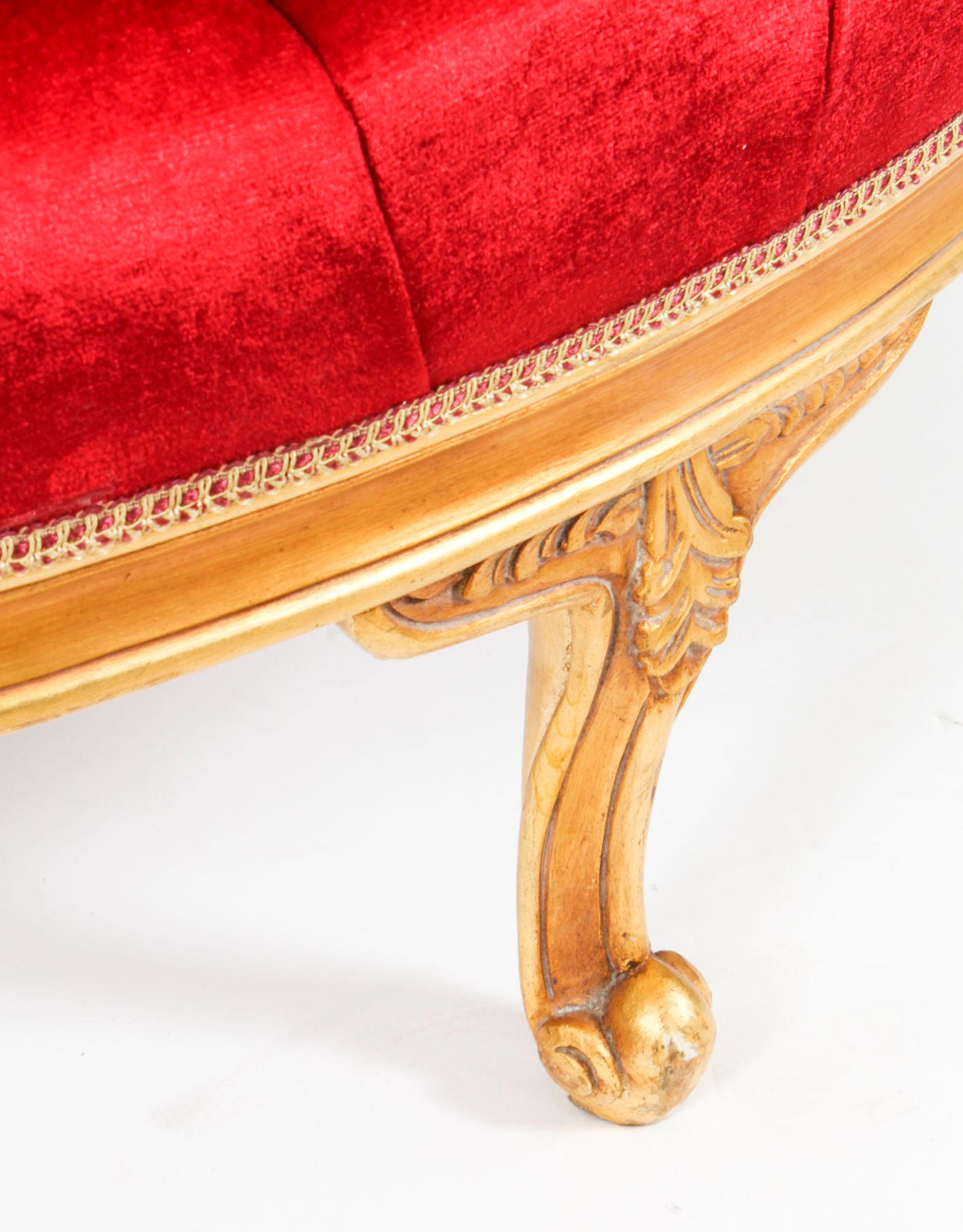 Vergoldetes Love Seat Conversation Settee aus Holz, Mitte des 20. Jahrhunderts im Angebot 9