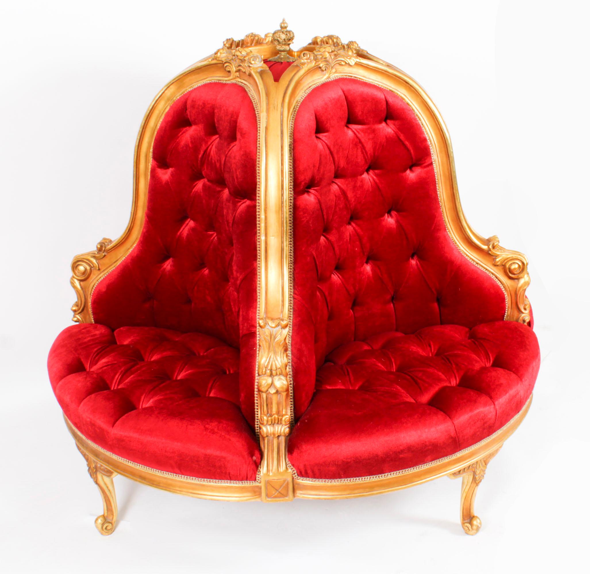 Vergoldetes Love Seat Conversation Settee aus Holz, Mitte des 20. Jahrhunderts im Angebot 10