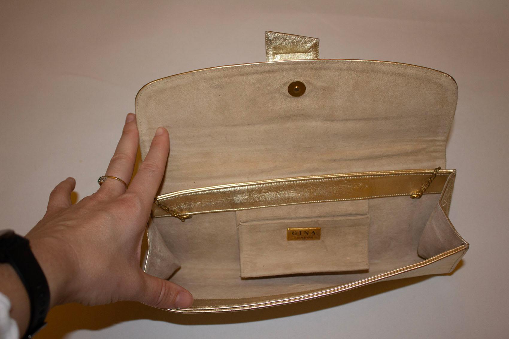 Vintage Gina Gold and Diamante Bag In Good Condition For Sale In London, GB