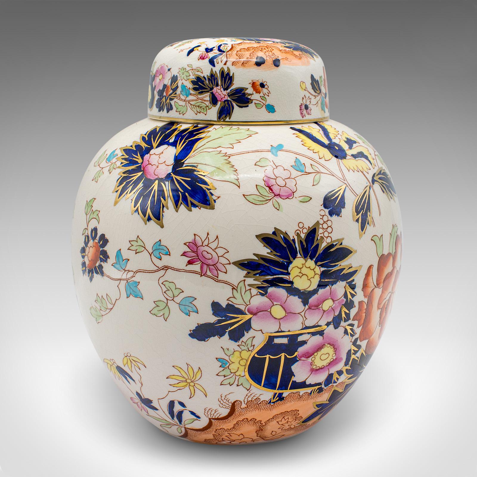 20ième siècle Pot à gingembre vintage anglais, céramique, urne à pointes décoratives Art Déco, vers 1930 en vente