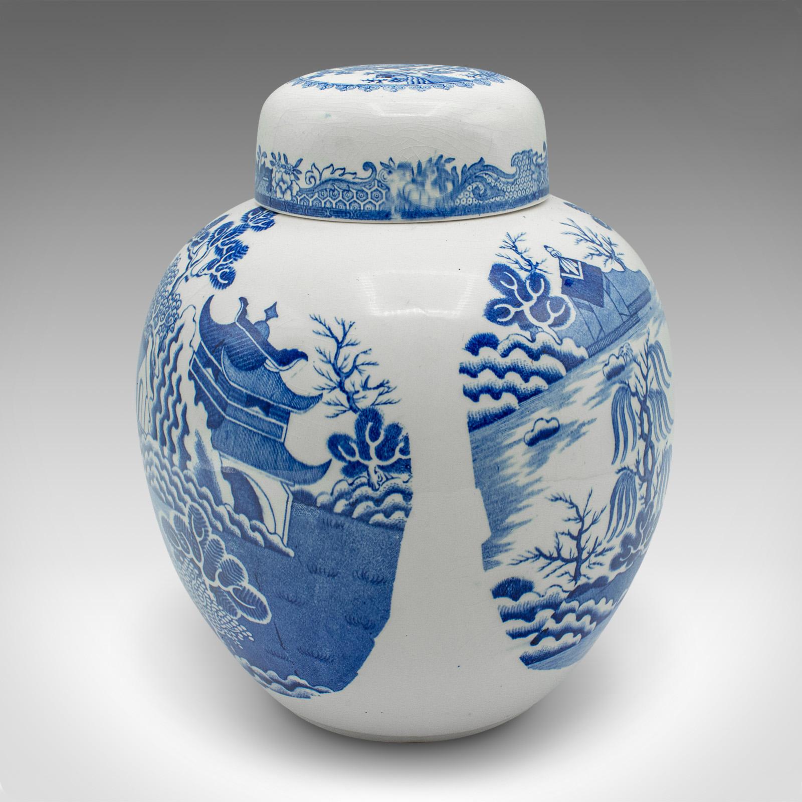British Vintage Ginger Jar, English, Ceramic, Decorative Spice Urn, Blue and White, 1970 For Sale