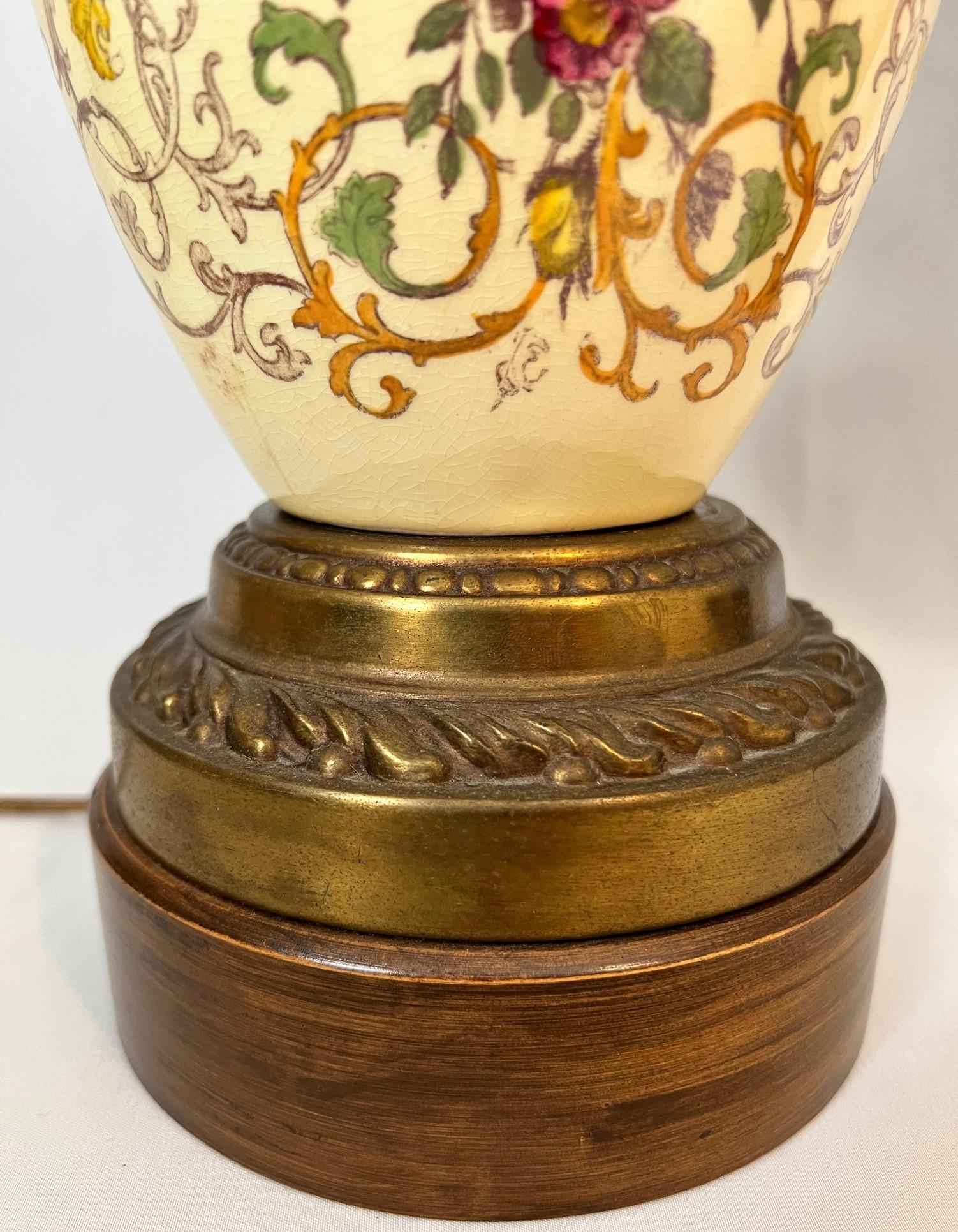 Paire de lampes anciennes en forme de jarre à gingembre de style Masons Nabob, avec abat-jours neufs en vente 4