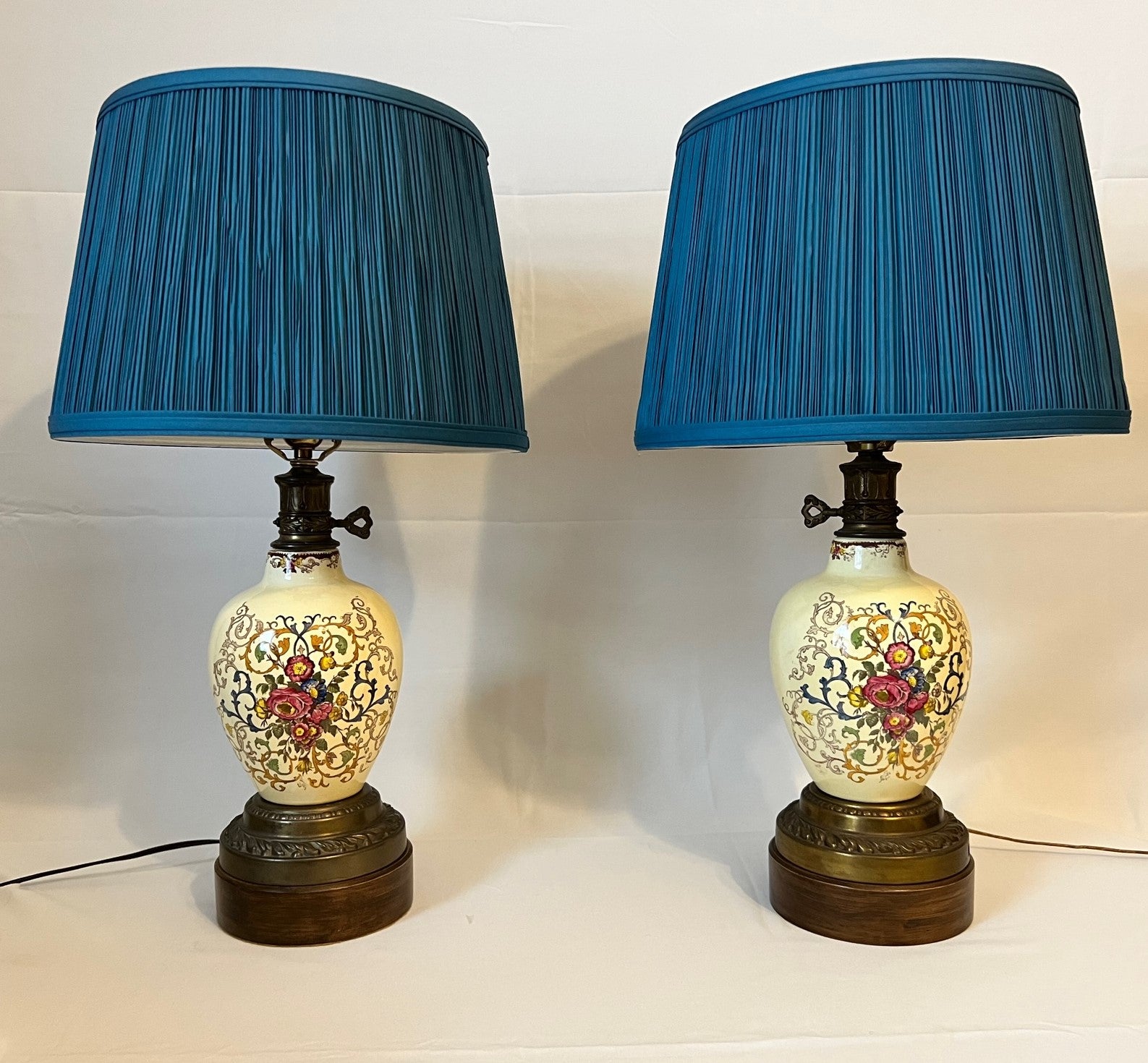 Vintage-Gingerglas-Lampen im Masons Nabob-Stil, ein Paar mit neuen Lampenschirmen