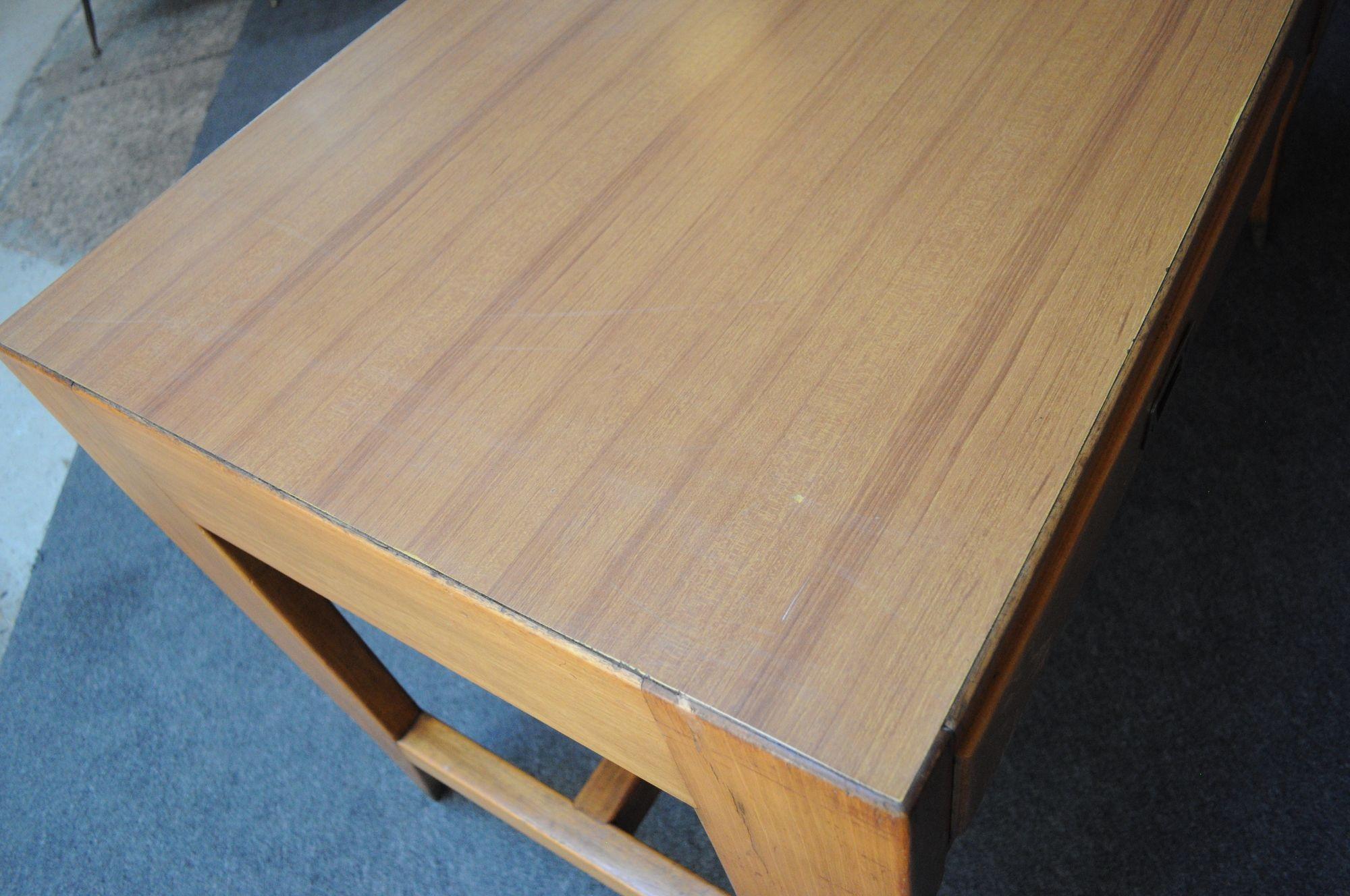 Vintage Gio Ponti BNL Writing Table / Desk in Italian Walnut, Beech and Brass For Sale 6
