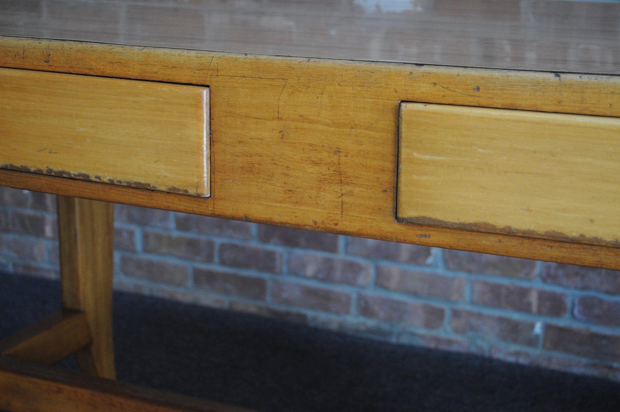 Vintage Gio Ponti BNL Writing Table / Desk in Italian Walnut, Beech and Brass For Sale 15