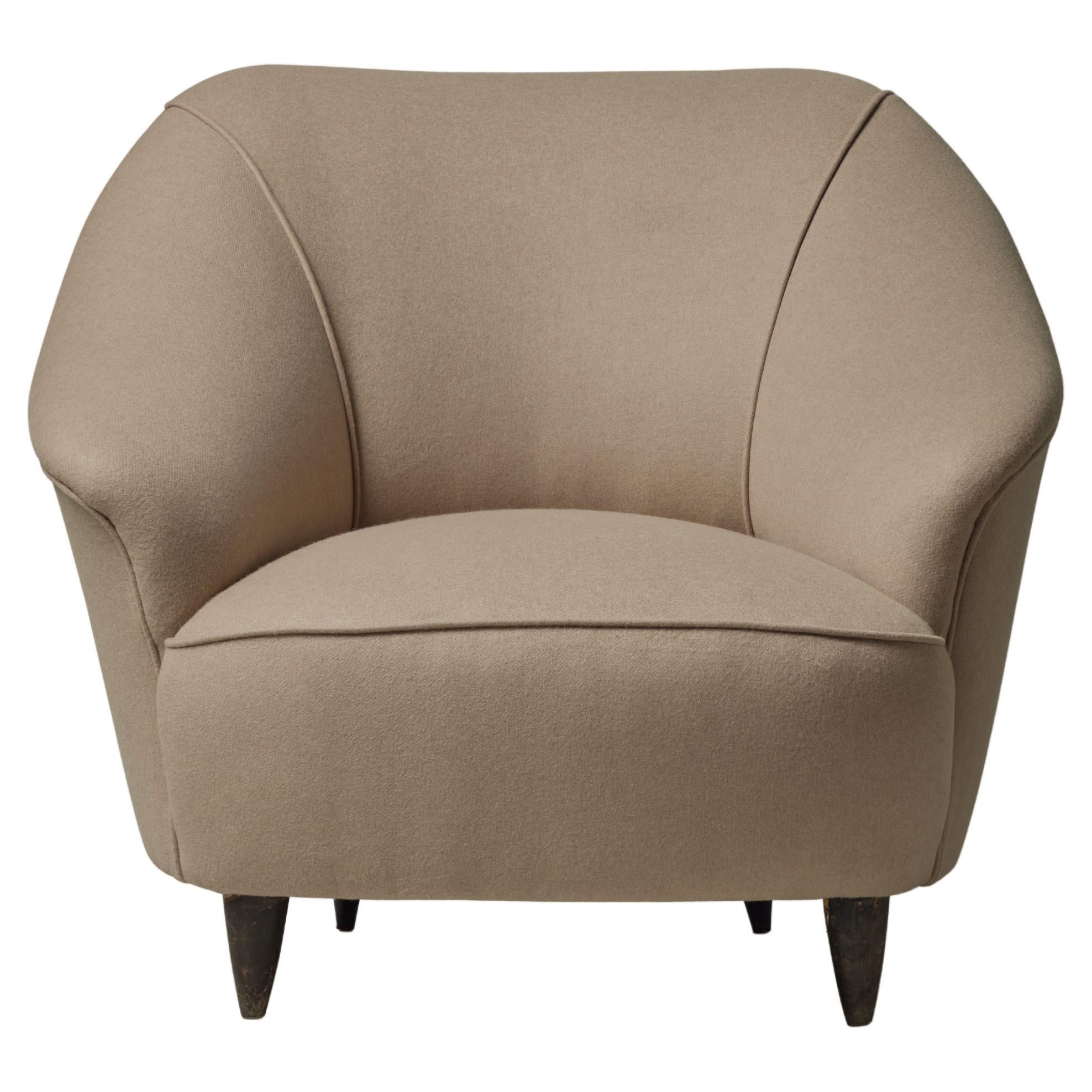Italienischer Clubsessel im Stil von Gio Ponti aus Wolle und Holz, 1950er Jahre