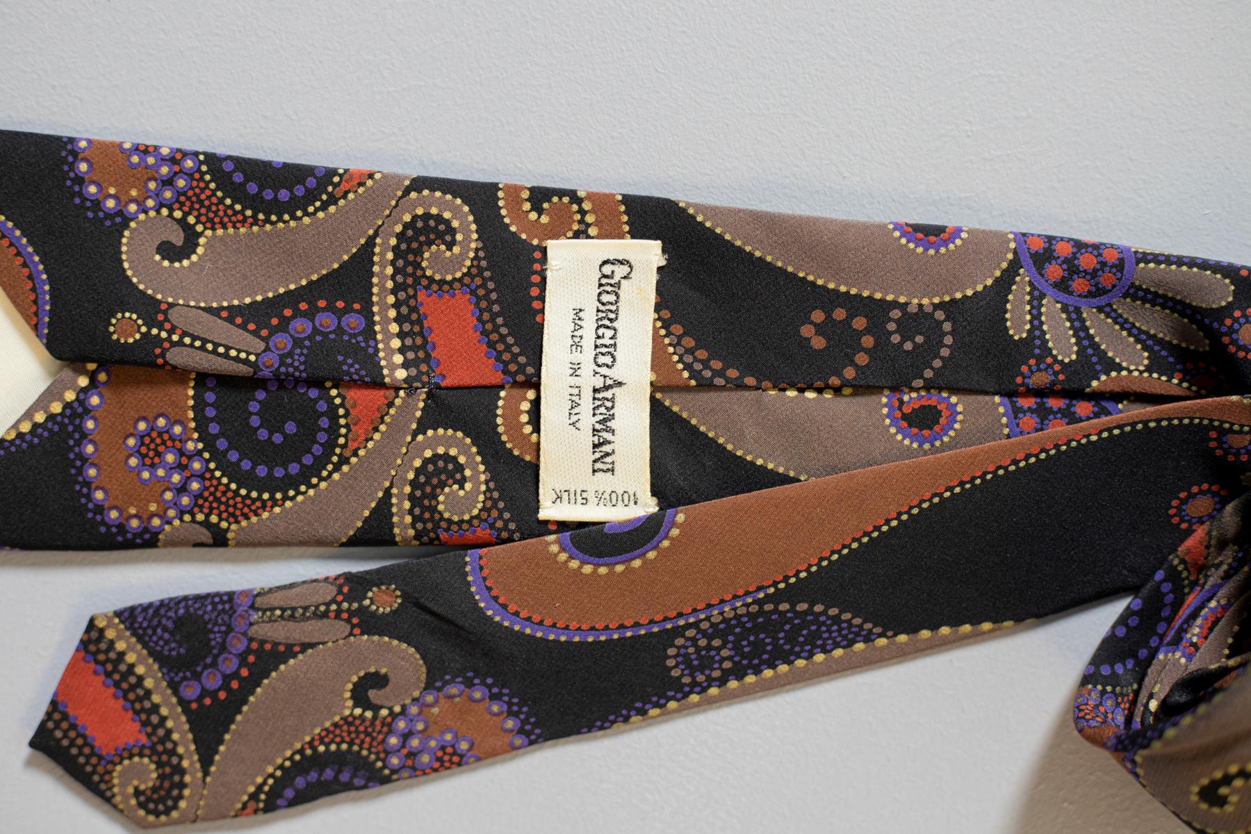 Giorgio Armani - Cravate vintage entièrement en soie Bon état - En vente à Milano, IT