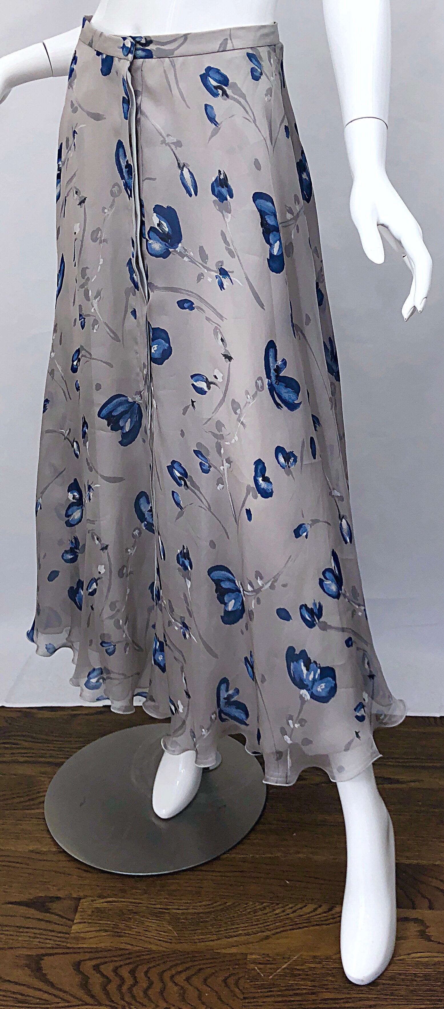 Women's Vintage Giorgio Armani Light Grey + Blue Watercolor Flowers Silk Maxi Skirt For Sale