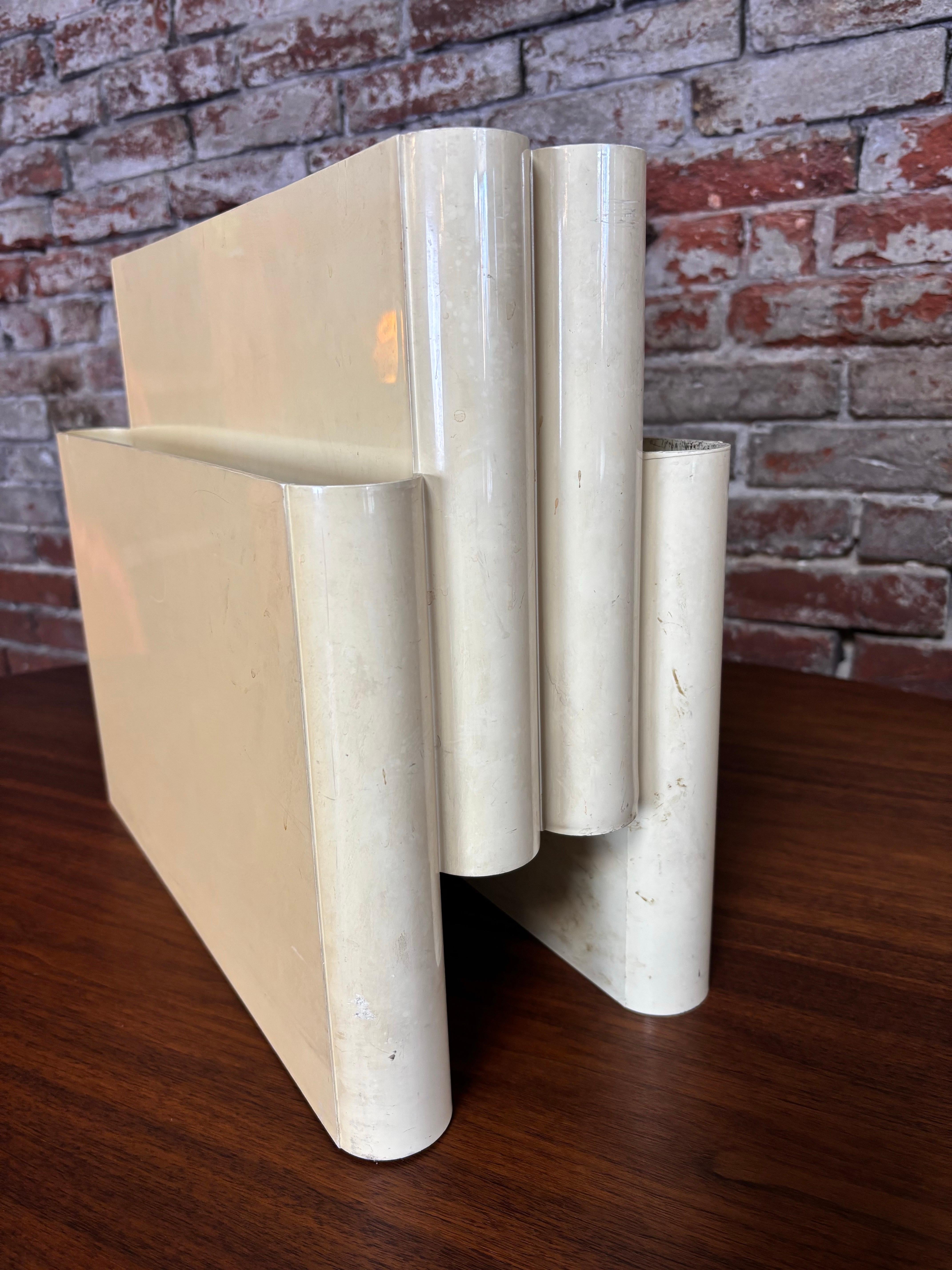 Late 20th Century VINTAGE Giotto Stoppino for Kartell Magazine Rack For Sale