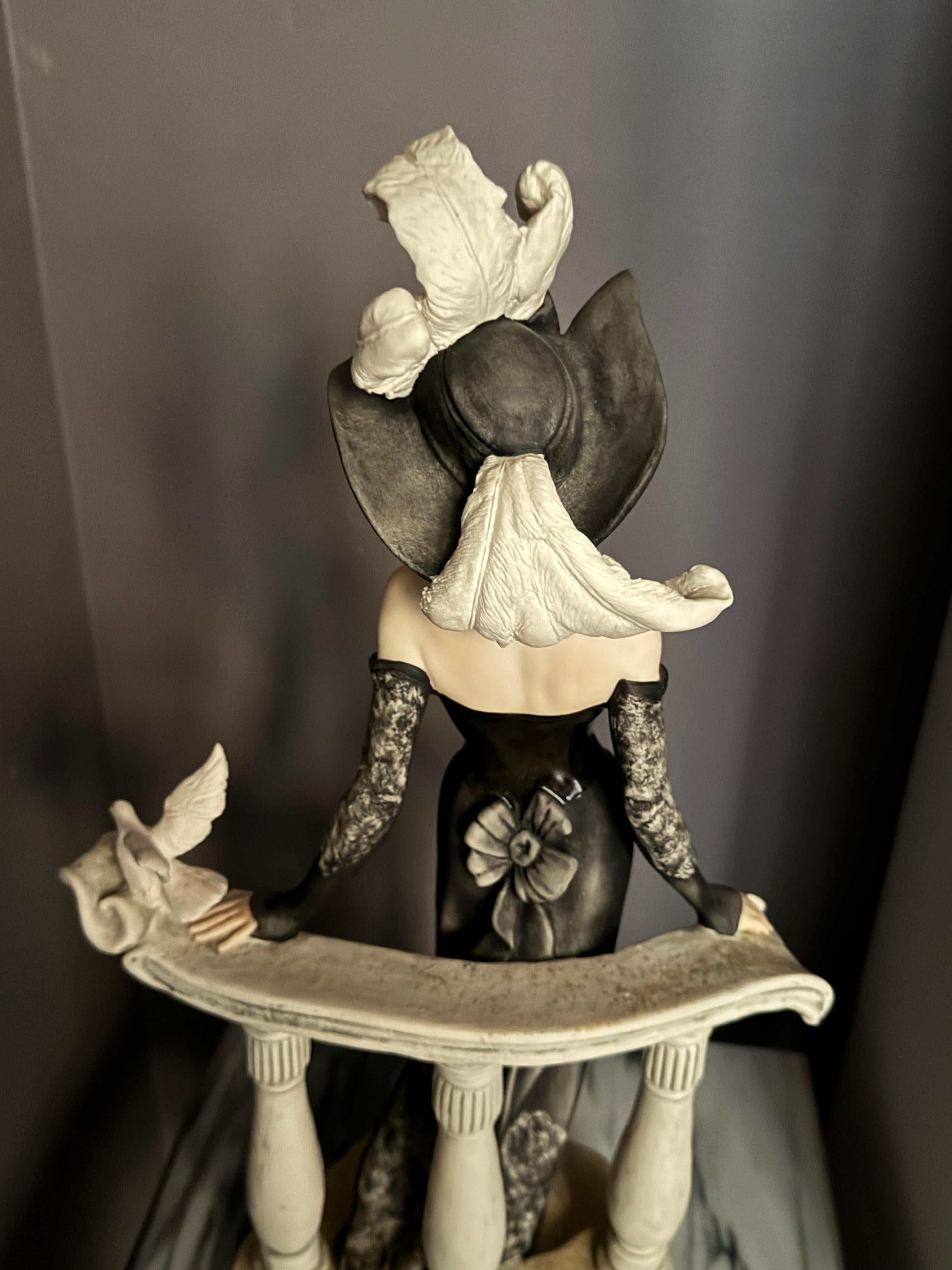 Statuette Giuseppe Armani d'epoca, edizione limitata made in Italy con certificazione in vendita 5