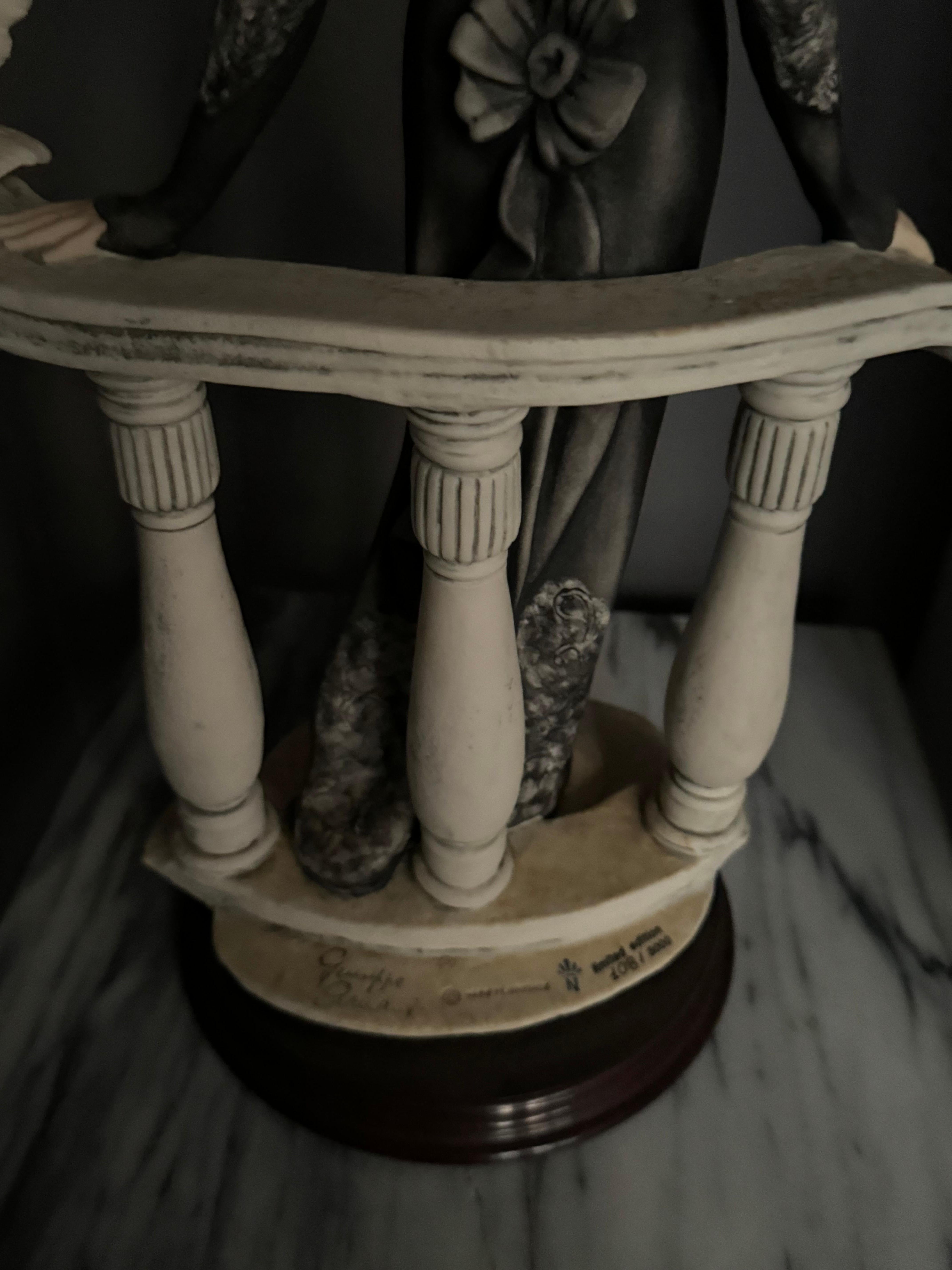 Statuette Giuseppe Armani d'epoca, edizione limitata made in Italy con certificazione in vendita 8