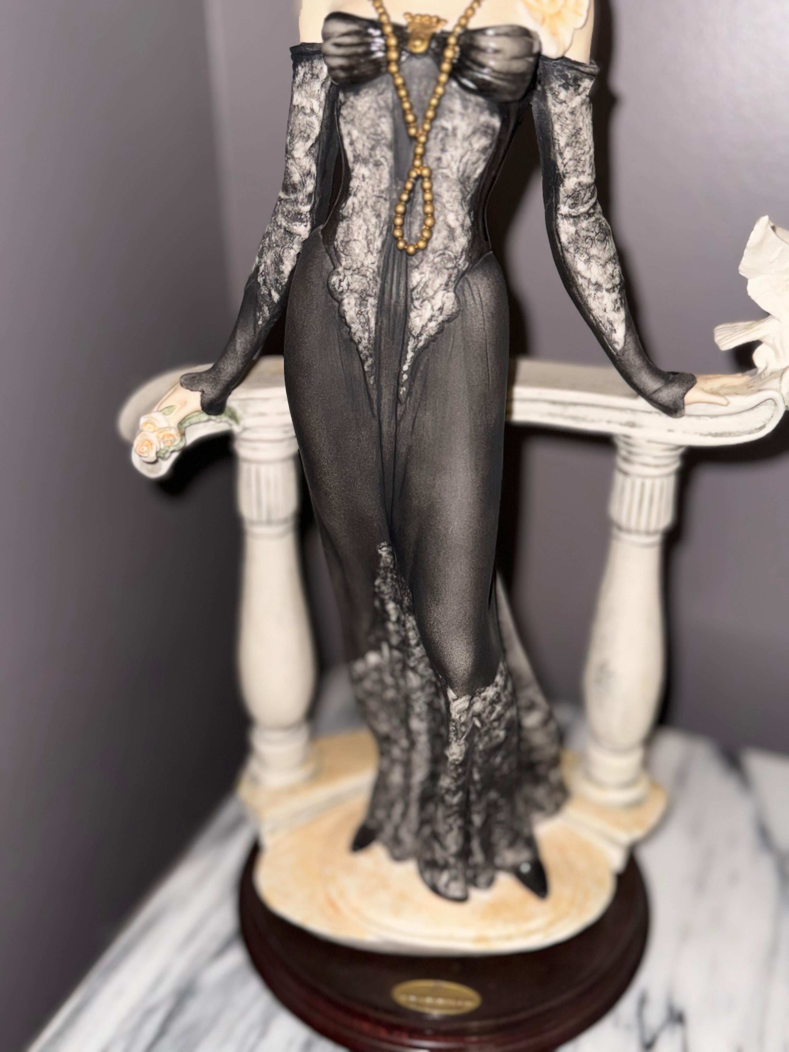 Statuette Giuseppe Armani d'epoca, edizione limitata made in Italy con certificazione in vendita 2