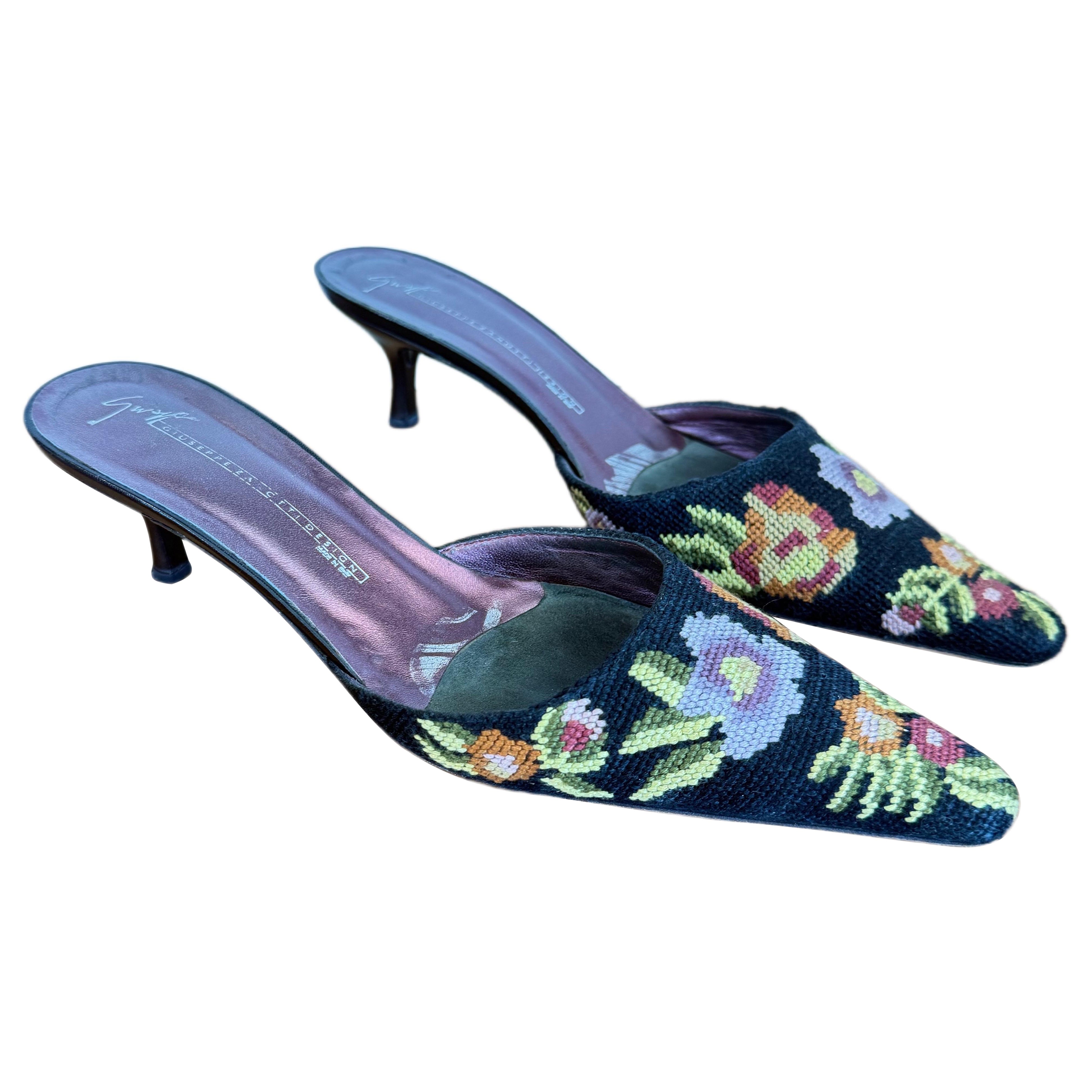 Vintage Giuseppe Zanotti 1990s Floral Needlepoint Kitten Heel Mules Sz 8.5 AA For Sale